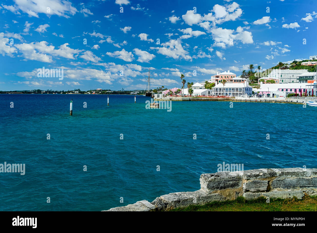 Le front de mer de la ville de la rue George, aux Bermudes. Banque D'Images