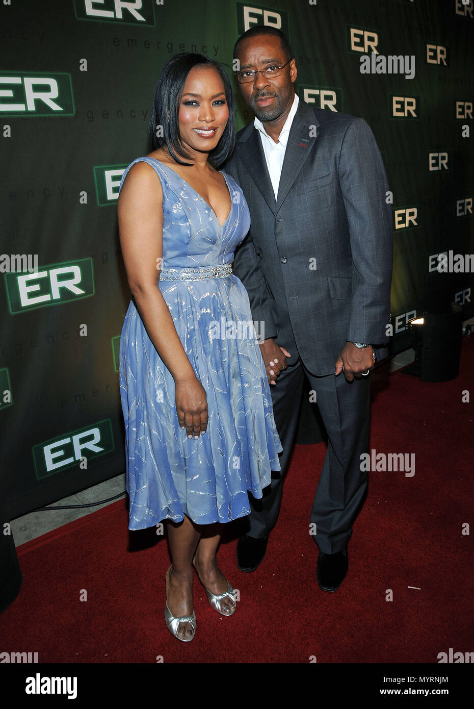 Angela Bassett avec mari Courtney Vance - ER dit au revoir après 15 ans au Club Socoal à Los Angeles. VanceCourtney BassettAngela 15 15 Événement dans la vie d'Hollywood, Californie - Red Carpet Event, USA, Cinéma, Célébrités, photographie, Bestof, Arts, Culture et divertissement, Célébrités, Mode de vie meilleure, Hollywood, événement dans la vie d'Hollywood, Californie - Tapis rouge et en coulisses, musique, célébrités, Topix en couple, en famille (mari et femme) et les enfants - les enfants, frères et sœurs, tsuni@Gamma-USA.com Tsuni enquête de crédit / USA, 2006 à 2009 Banque D'Images