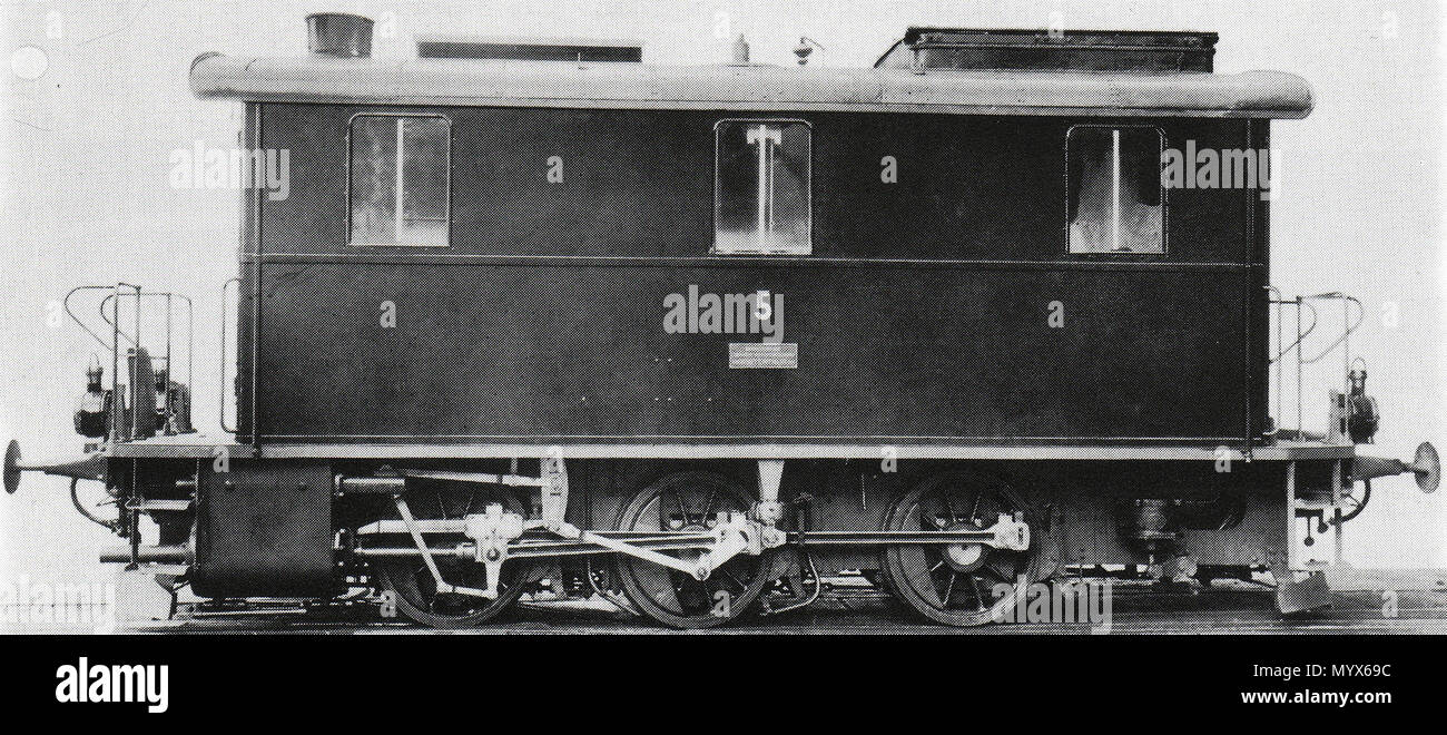 . Deutsch : Tender-Locomotive E 3/3 Nr. der Huttwil-Wolhuſen-Bahn, 1936 gebaut inn der schweizerischen Machines-Fabrique zů Locomotiv- und Winterthur (Fabr.-Nr. 3610), 1947 une zů Sulzer Winterthur, 1982 ans Verhkehrshauß aufgearbeitet zů Luzern, 1997, 2001 an die Stiftung Hiſtoriſches eingeſetzt Erbe der SBB, Hiſtoriſchen Eiſenbahn von der l'Emmental. . 1936. Inconnu (SLM) 1 5E33HWBi Banque D'Images