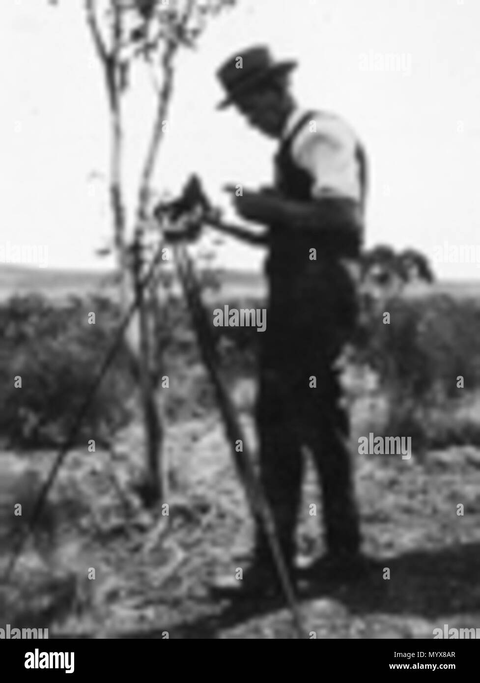 . W.E. Fretwell collection logo . Octobre 1927. William Edward Fretwell (-1958) Noms alternatifs William Edward Fretwell Description English-Australian ingénieur et rapporteur pour avis Date de naissance/décès 1958 Lieu de naissance Sheffield lieu d'Australie de l'Ouest contrôle d'autorité : 2 WEFretwellLogo WEFretwellCollection Q45351184 Banque D'Images