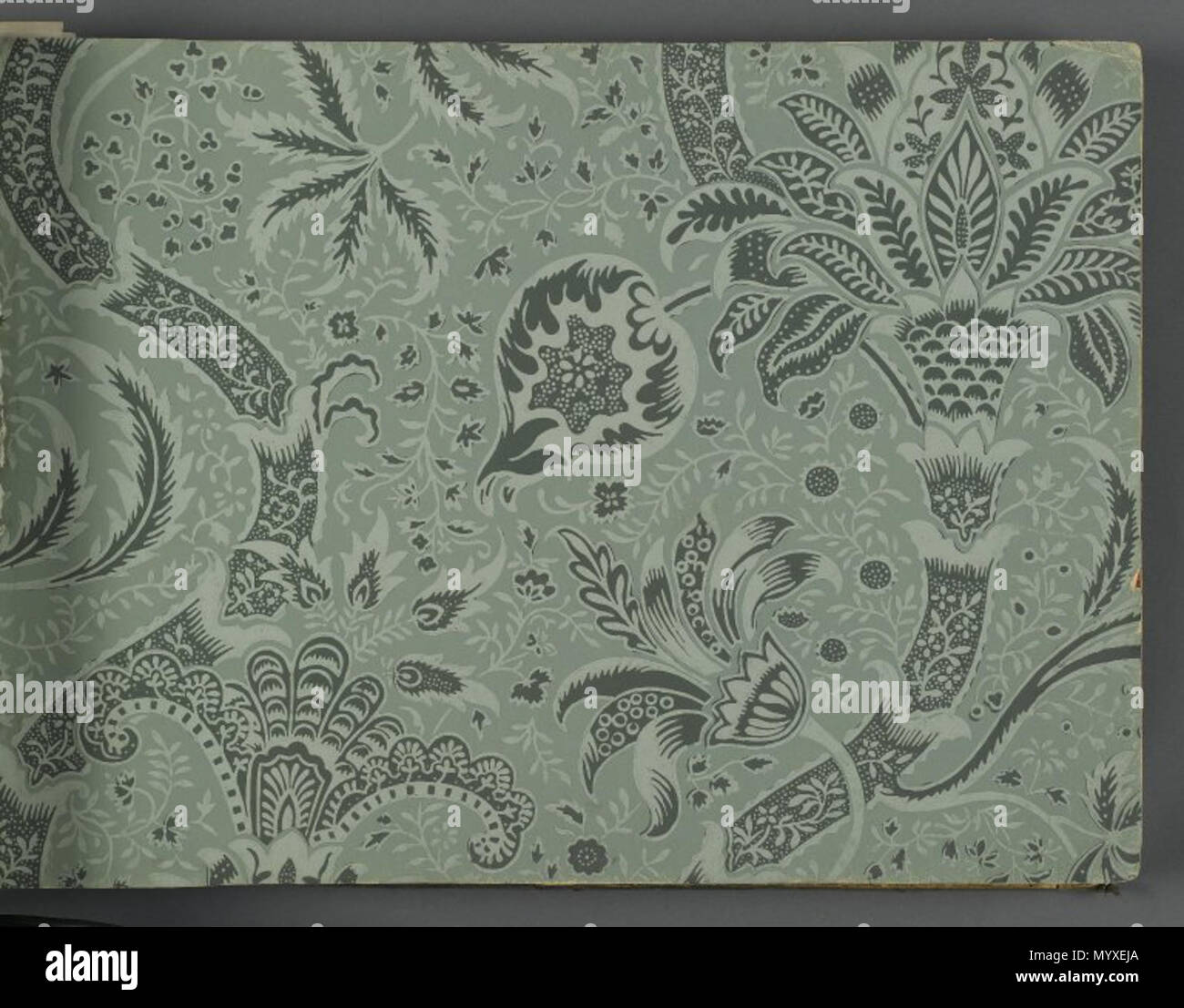 . Livre d'échantillons de papier peint 2, page 32 : l'Inde, le modèle # 498 . entre 1915 et 1917 18 Le Musée de Brooklyn - Livre d'échantillons de papier peint 2 - William Morris et compagnie - page032 Banque D'Images