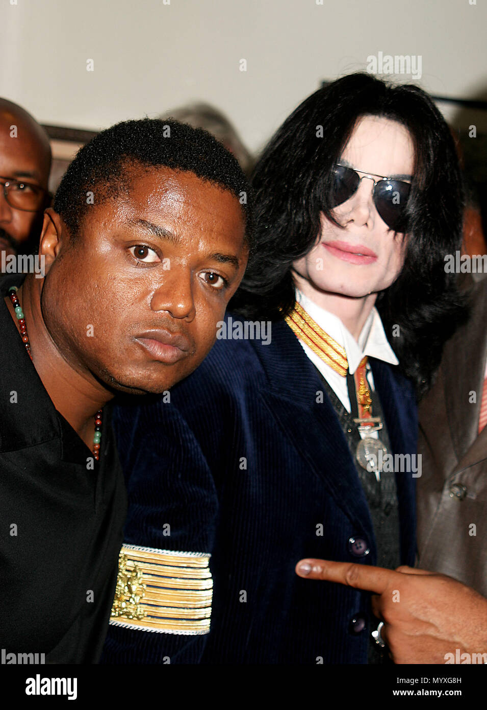 Frère Et Soeur De Michael Jackson Michael Jackson et son frère Marlon dernier dimanche 15 août 2004 à la  première (AME) African Methodist Episcopal Church à Los  Angeles.JacksonMichael Harvey095 événement dans la vie d'Hollywood,  Californie - Red Carpet