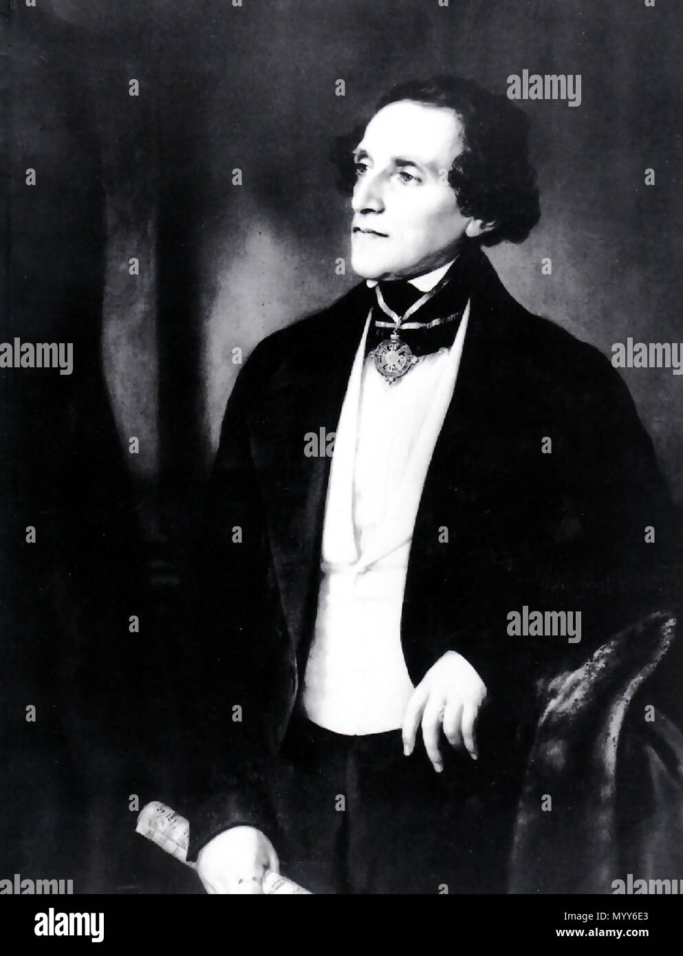 . English : Portrait de Meyerbeer par Karl Begas peint entre le 22 février et juin 1851, et commandé par le roi de Prusse Frédéric Guillaume IV. Le compositeur porte les insignes insignes privés service de l'ordre pour le mérite, ainsi que le manuscrit de la marche du couronnement du Prophète. L'original a disparu pendant la seconde guerre mondiale. Anglais : Portrait de Meyerbeer par Karl Begas, commandé par le roi Frédéric Guillaume IV de Prusse. Le compositeur est le port de l'insigne de l'ordre pour le mérite et en maintenant le manuscrit du Sacre de Mars Le Prophète (peint 22 Février-juin 1851). Les originaux Banque D'Images