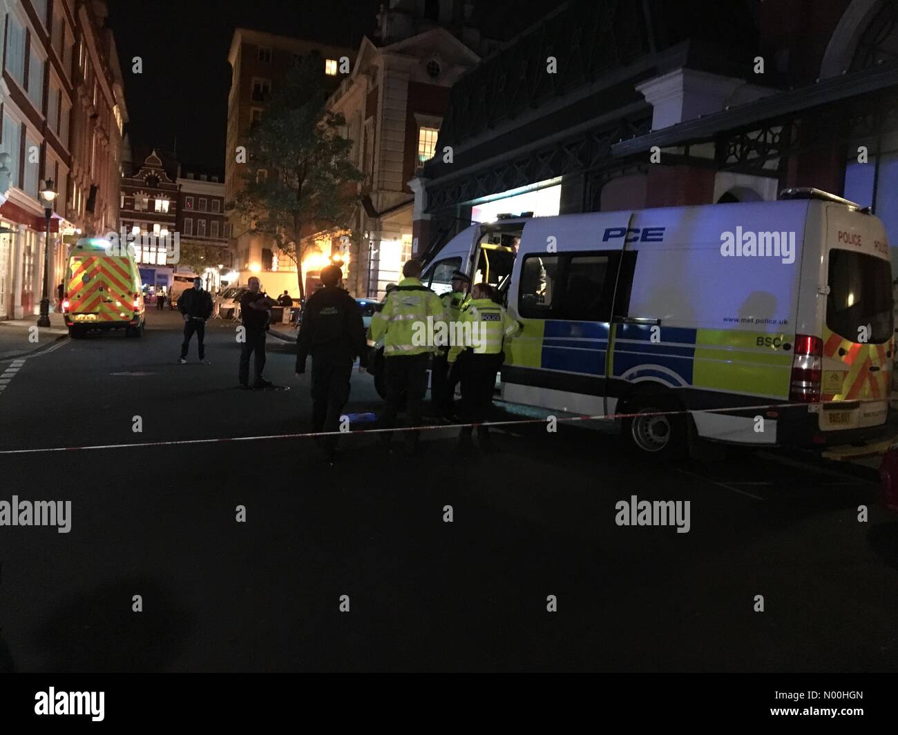 Londres, Royaume-Uni. 1 novembre, 2017 collision. Près de Covent garden à Southampton street menant à des fermetures de route. Covent Garden, Londres. 01/11 crédit : ollie cole/stockimonews/Alamy live news Banque D'Images