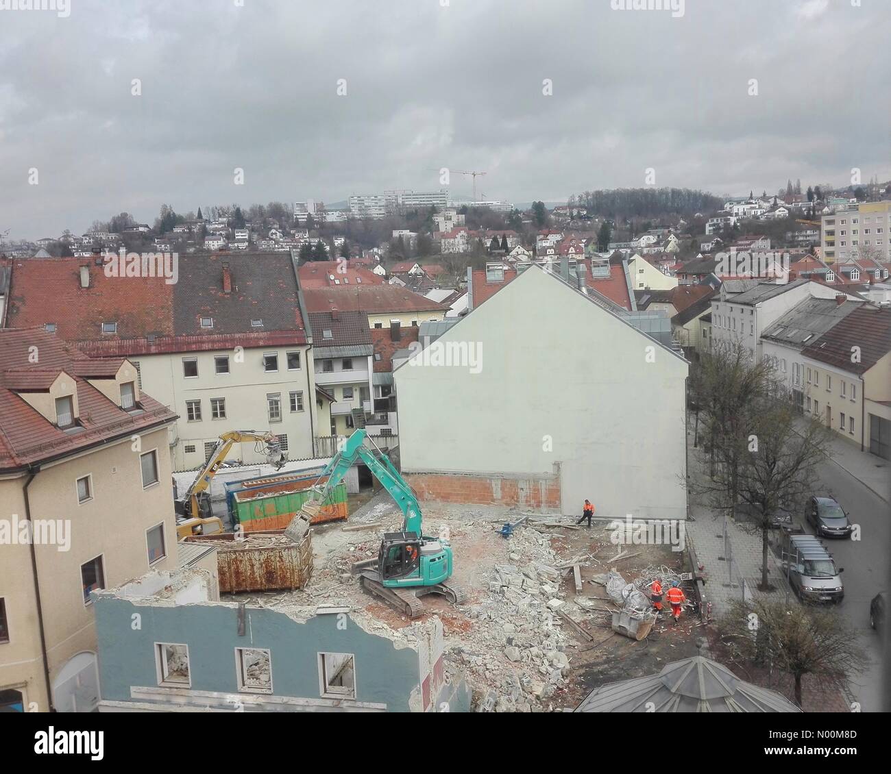 La rénovation urbaine, la démolition d'un ancien bâtiment au centre-ville de Deggendorf, Bavaria, Germany, Europe Banque D'Images