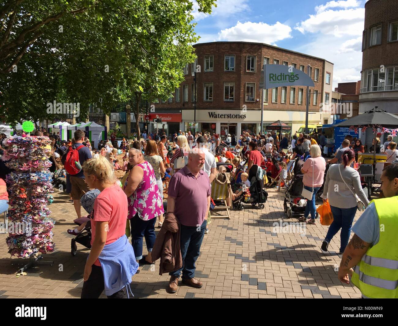 Météo Royaume-uni Wakefield, Yorkshire 11 Août 2018 Une après-midi avait lieu à Wakefield, dans le Yorkshire pour les familles qui bénéficient d'une plage et d'autres attractions dans le soleil de l'été. Banque D'Images