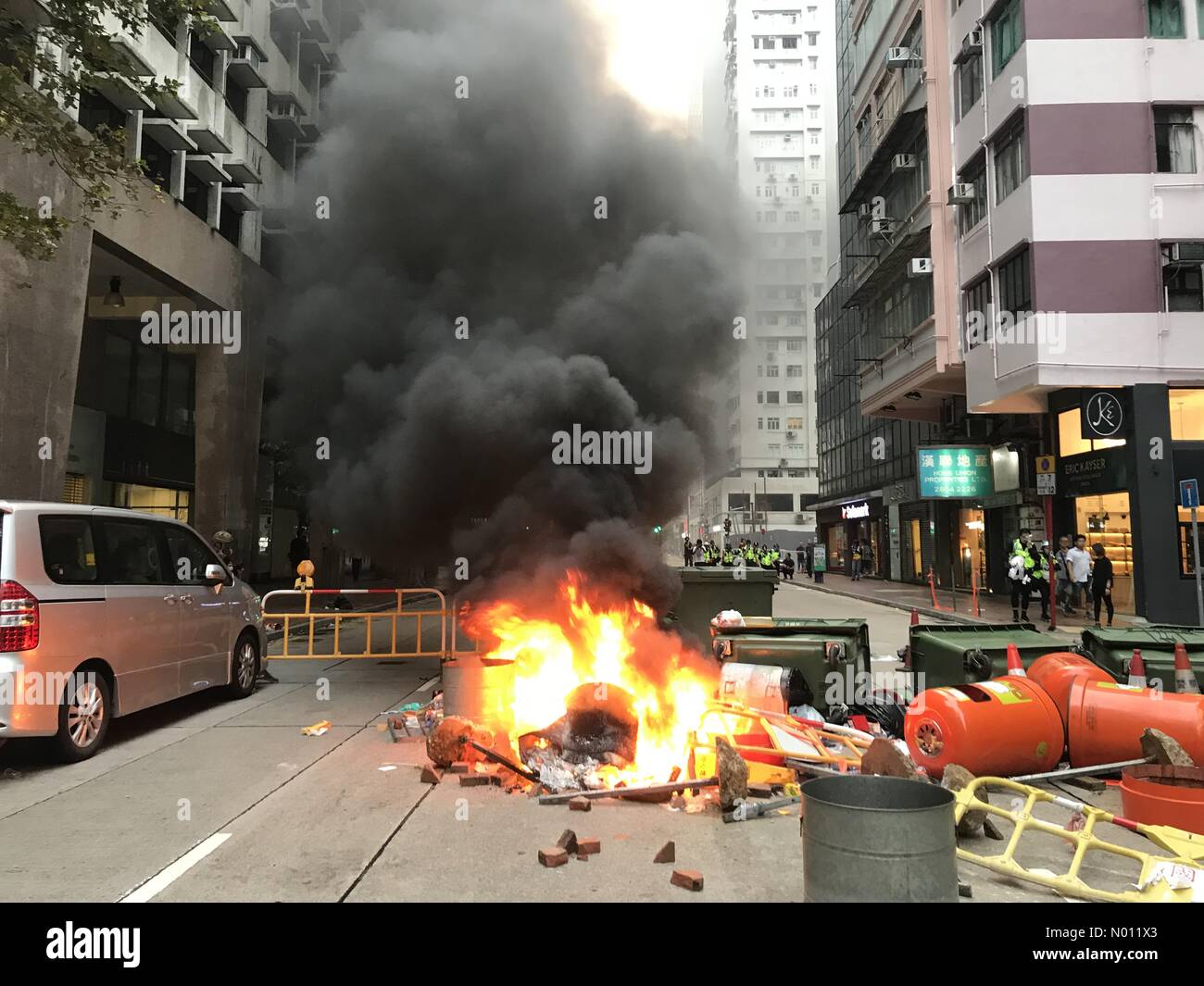 Hong Kong, Chine. 29 septembre 2018. Des émeutes et des incendies de forêt en ville après la démocratie mars pro en ville. Highbrow/StockimoNews : Crédit/Alamy Live News Banque D'Images