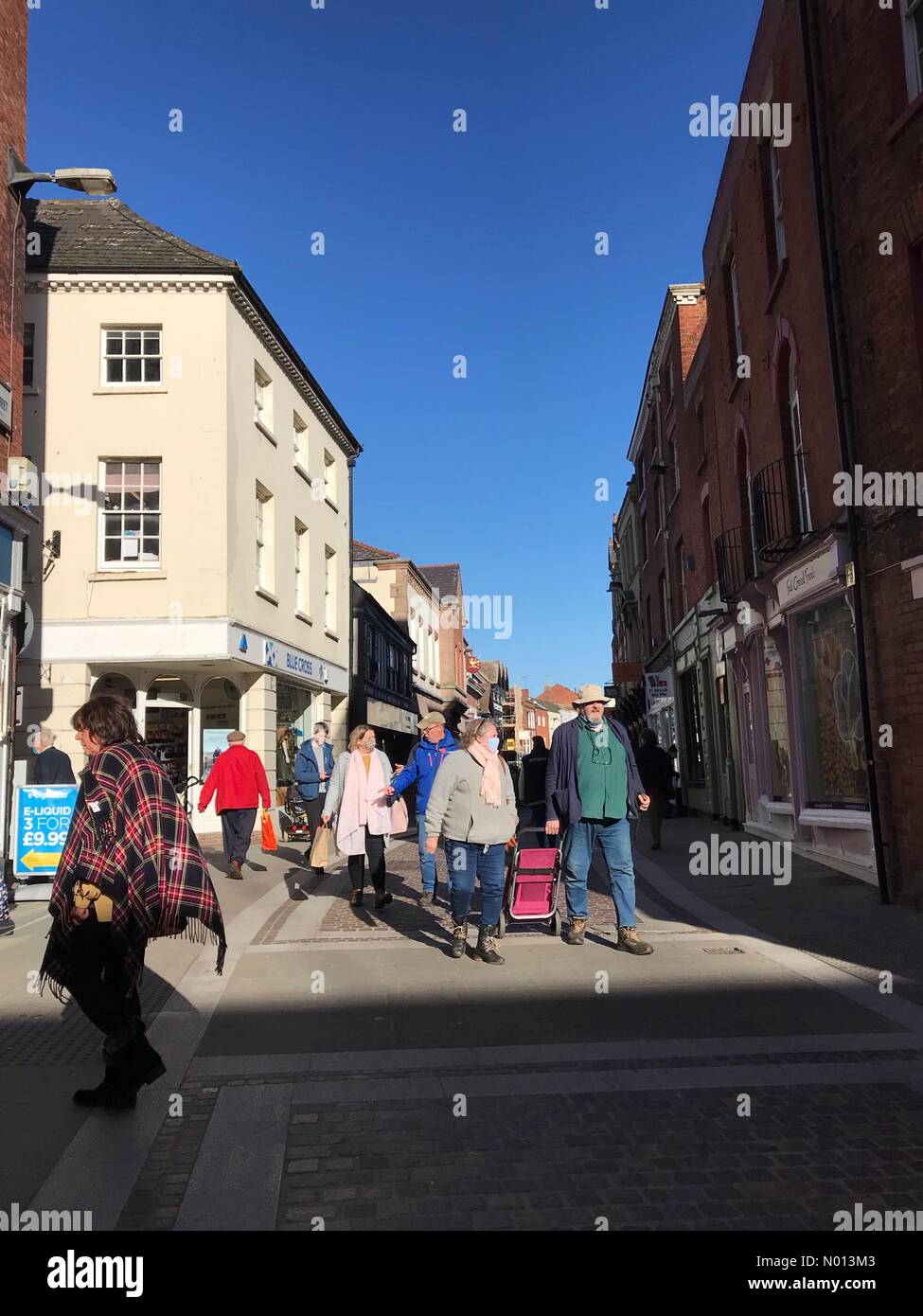 Hereford, Royaume-Uni. 4e Novmber, 2020. Coronavirus du Royaume-Uni - Lockdown final Shopping Day - Hereford Royaume-Uni mercredi 4 novembre 2020. Une journée de shopping bien remplie pendant que les acheteurs se préparent au confinement de Covid et à la fermeture d'entreprises non essentielles. Crédit : Steven May/StockimoNews/Alamy Live News Banque D'Images