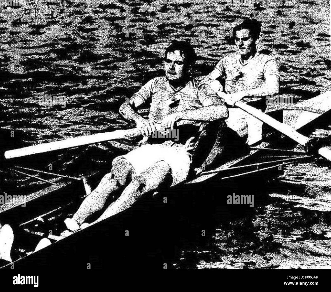68 Marceau Fourcade (G.) et Georges Tapie (D.), de Bône, troisième aux JO de 1936 en deux avec barreur Banque D'Images