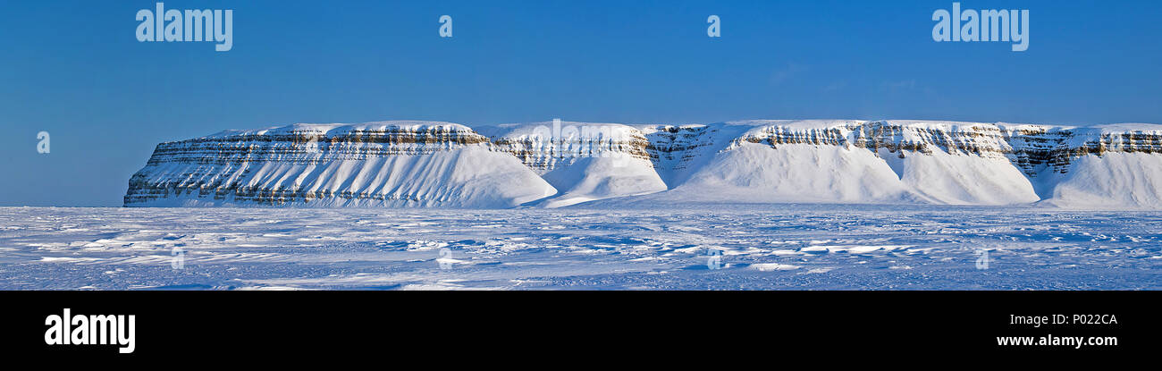 Arktische Landschaft im Nunavut, Territoire d'Kanada | Zone de l'Arctique au Nunavut, Canada Banque D'Images
