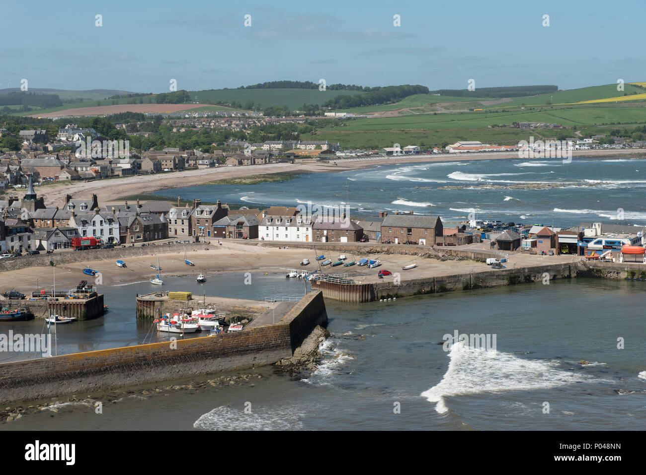 Stonehaven Harbour et la baie, Stonehaven, Aberdeenshire, Ecosse. Banque D'Images