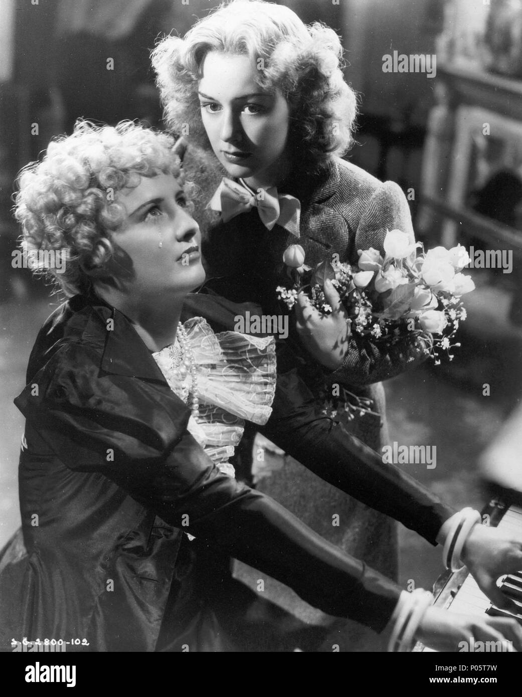 Titre original : STELLA DALLAS. Titre en anglais : STELLA DALLAS. KING VIDOR, Réalisateur :. Année : 1937. Stars : Anne Shirley ; Barbara Stanwyck. Credit : United Artists / Album Banque D'Images