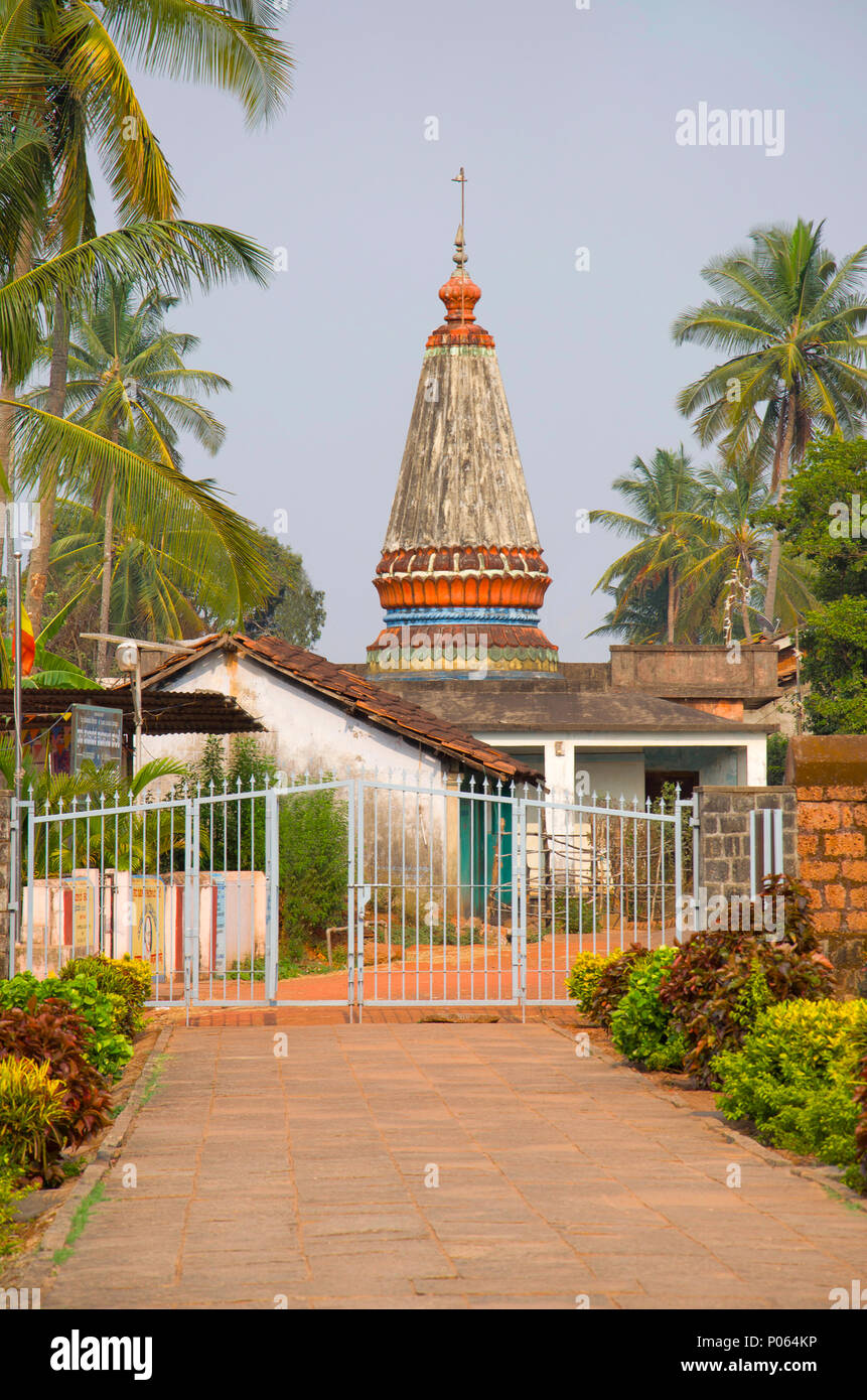 Vieux temple près de Bhoo Varaha Laxmi Narasimha Temple, Halashi, Karnataka Banque D'Images