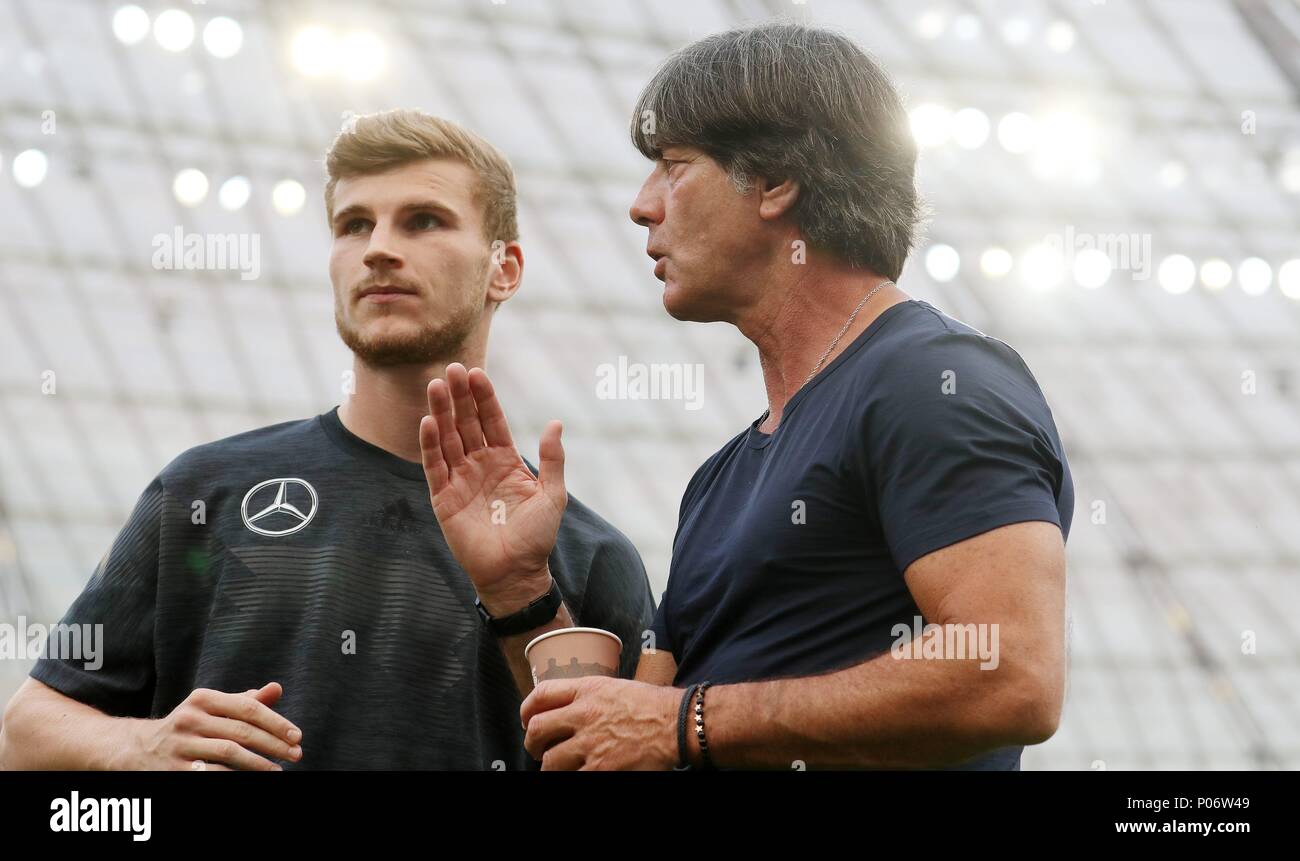 Leverkusen, Allemagne. Le 08 juin, 2018 Football : Football firo. : 08.06.2018 Test match de l'équipe nationale : Allemagne - Arabie Saoudite Bundecoach Joachim Low avec Timo Werner | utilisée dans le monde entier : dpa Crédit/Alamy Live News Banque D'Images