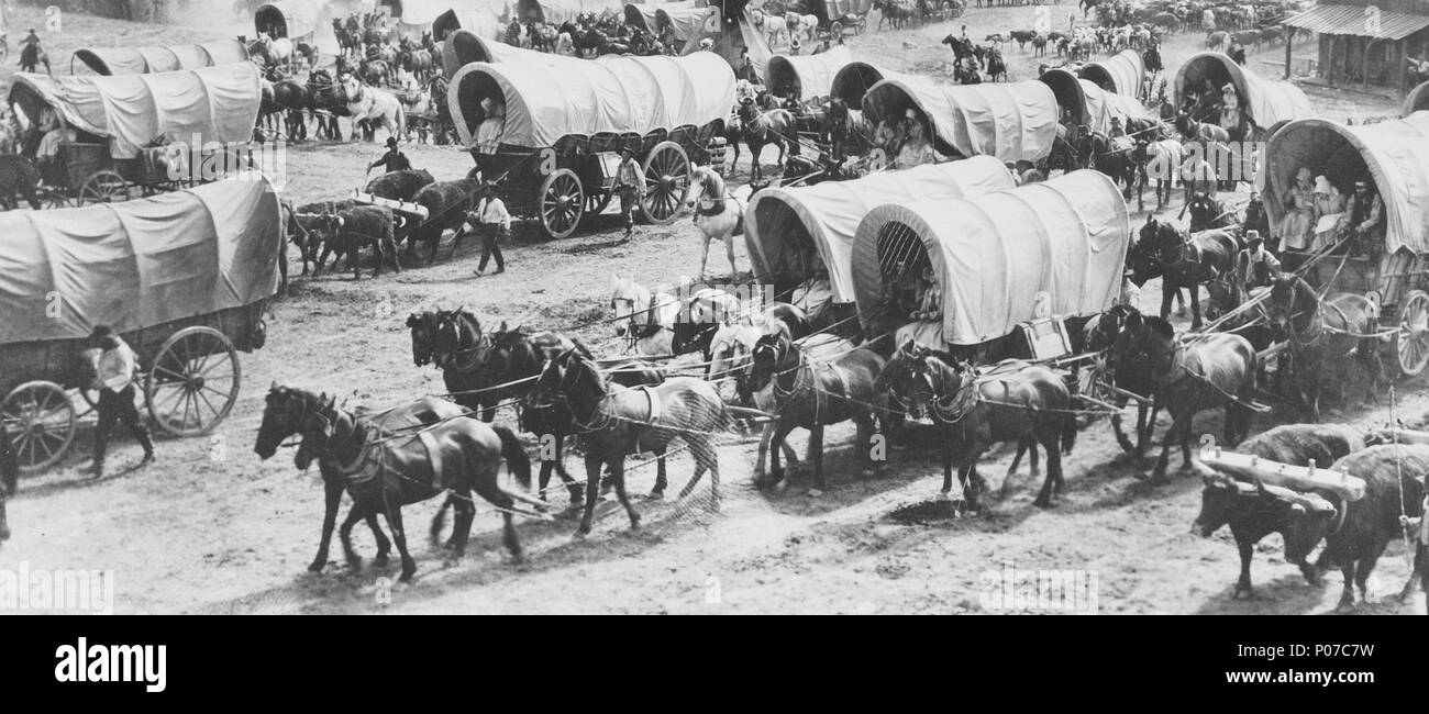 Film Original Titre : Le chariot couvert. Titre en anglais : Le chariot couvert. Directeur de film : JAMES CRUZE. Année : 1923. Credit : PARAMOUNT PICTURES / Album Banque D'Images