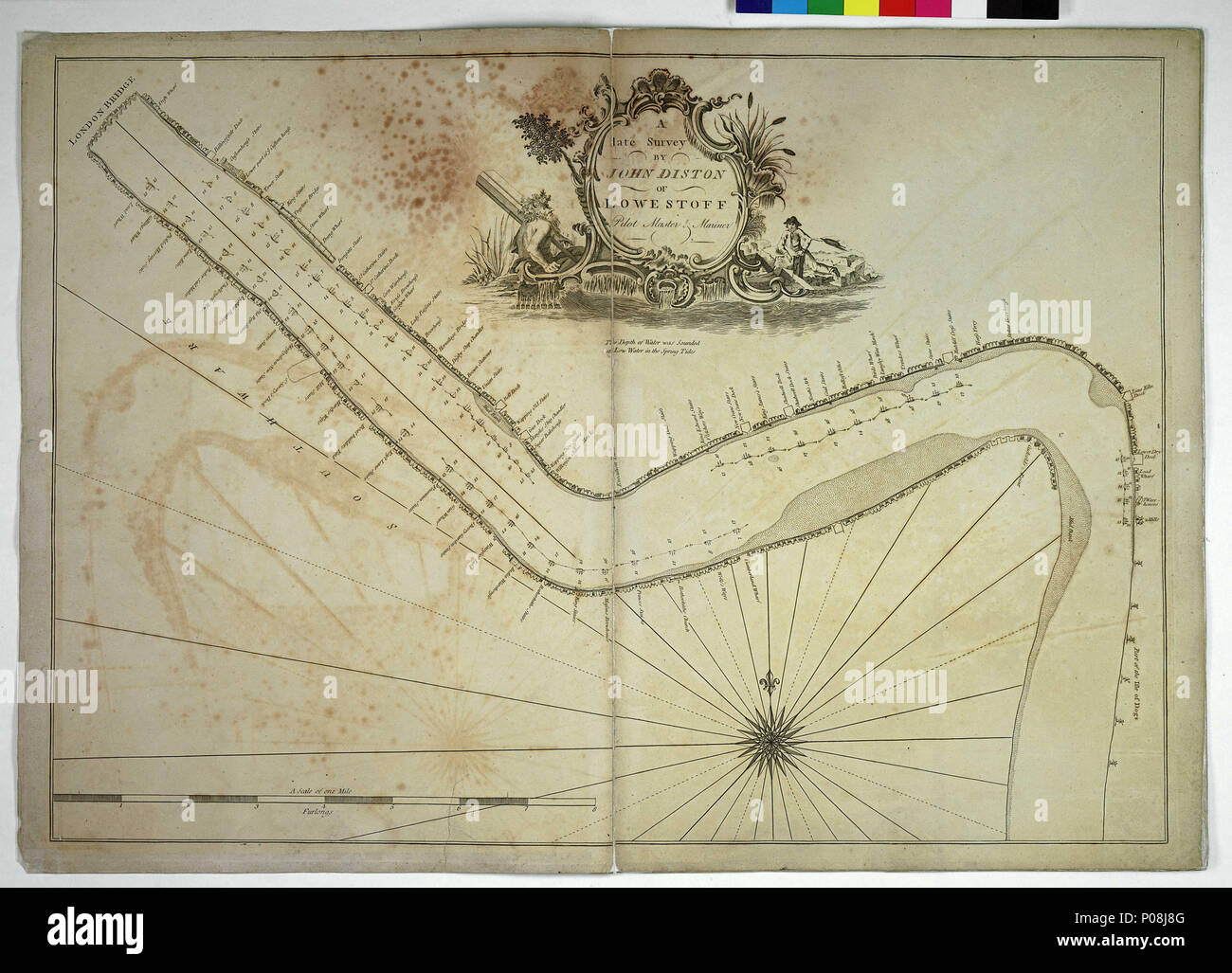 . Anglais : une enquête tardive par John Diston de Lowestoff, pilote, master & mariner [Tamise de London Bridge à l'Isle of Dogs]lié feuille, la gravure. Échelle : [vers 1 : ]. Échelle de un mille en stades. Le tableau illustre et identifie les quais, les escaliers, les quais, les entrepôts et les autres caractéristiques des berges et montre les mouillages. La cartouche est décoré de père tamise et un garçon de pêche avec la ligne à main. 01 Thames-Hull Diston, DIS, Thames - Isle of Dogs . 1797. John Diston ; Robert Sayer & Co 118 A la fin de l'enquête menée par John de Diston Lowestoff, pilote, capitaine et marin (Tamise, Londres Banque D'Images