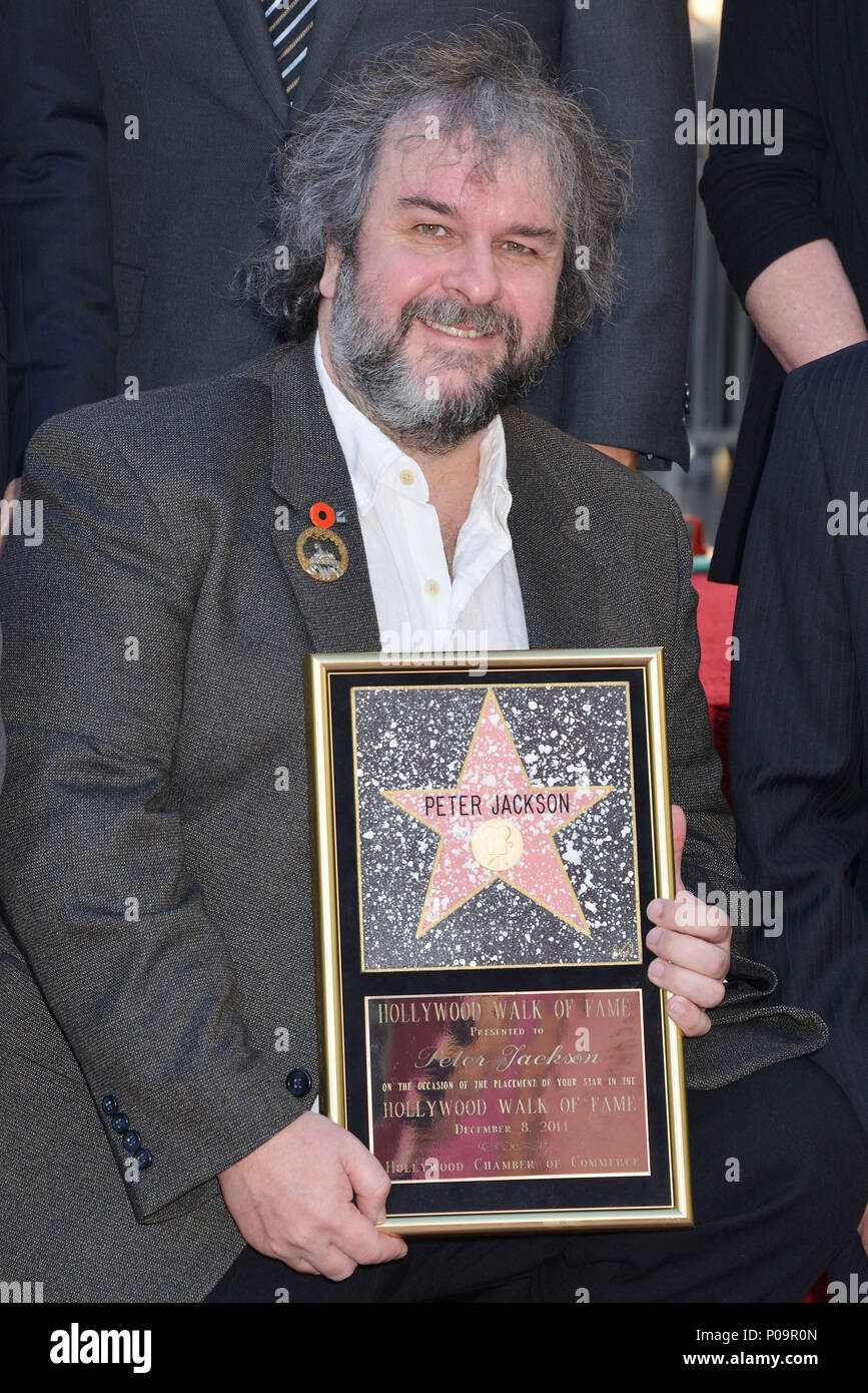 Un Peter Jackson star - 001 Peter Jackson honoré par une étoile sur le Hollywood Walk of Fame WofF ( ), le 8 décembre 2014 à Los Angeles.Un Peter Jackson star - 001 cas à Hollywood Life - Californie, Red Carpet Event, USA, Cinéma, Célébrités, photographie, Bestof, Arts, Culture et divertissement, Célébrités, Mode Topix Meilleur de Hollywood, la vie, événement dans la vie d'Hollywood, Californie - cinéma, télévision, célébrités, célébrités de la musique, Topix Bestof, Arts, Culture et loisirs, photographie, tsuni@Gamma-USA.com , Tsuni enquête de crédit / USA, honoré par une étoile sur le Hollywood Wa Banque D'Images