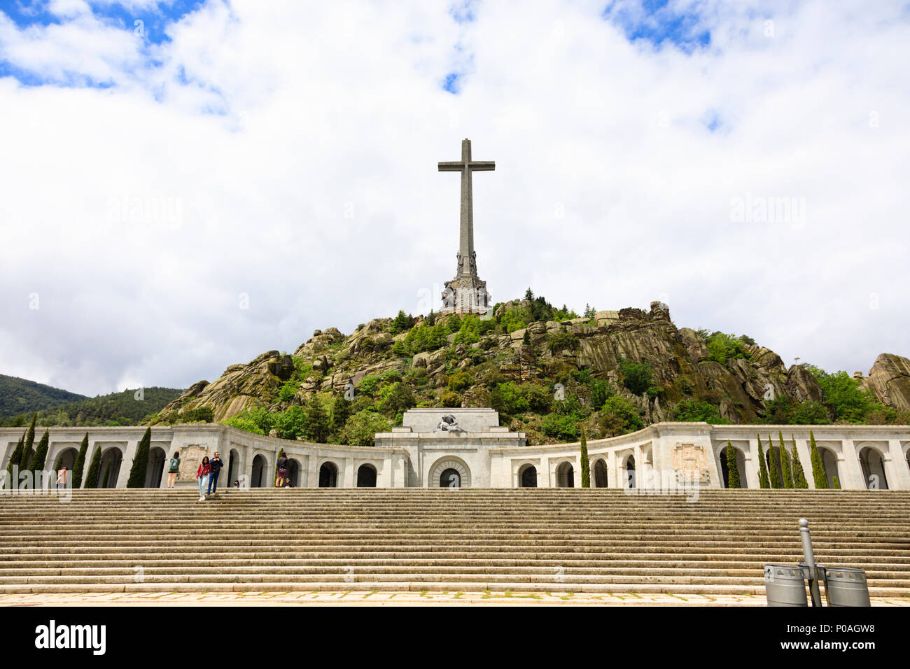 Calle de Los Caidos, Valley of the Fallen. Mémorial monumental catholique romaine à la guerre civile espagnole. Madrid, Espagne. Mai 2018 Banque D'Images