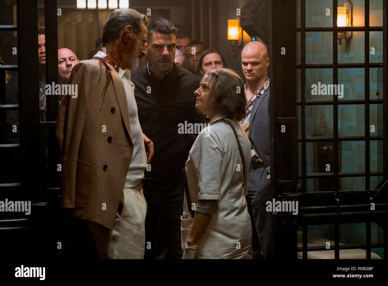 DATE DE SORTIE : Titre : juin 8, 2018 Studio : Global Road Entertainment Directeur : Drew Pearce PLOT : Situé dans riot-déchiré, près de l'avenir-Los Angeles, 'Hotel Artemis' suit l'infirmière, qui dirige un secret à ses membres, à l'urgence pour les criminels. Avec : Zachary Quinto que Crosby Franklin, JODIE FOSTER que l'infirmière. (Crédit Image : © Global Road Entertainment/photos) Banque D'Images