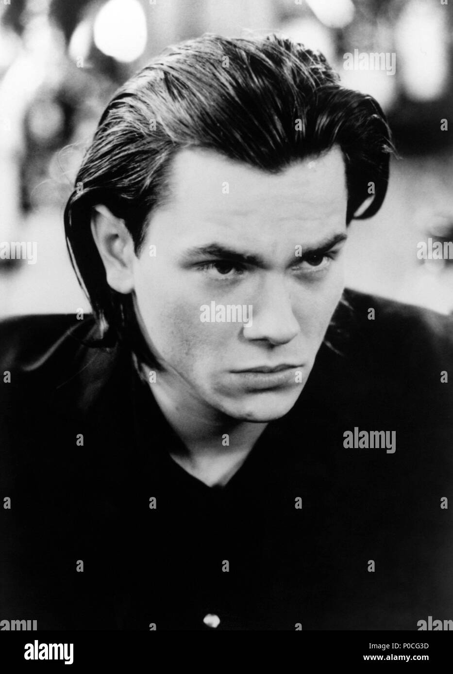 Titre original : the thing called LOVE. Titre en anglais : the thing called LOVE. Film Réalisateur : PETER BOGDANOVICH. Année : 1993. Stars : RIVER PHOENIX. Credit : PARAMOUNT PICTURES / Album Banque D'Images