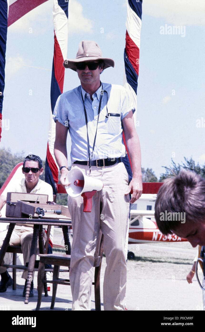 Film Original Titre : LA SPONGIEUSE. Titre en anglais : LA SPONGIEUSE. Film Réalisateur : John Frankenheimer. Année : 1969. Stars : John Frankenheimer. Credit : M.G.M / Album Banque D'Images