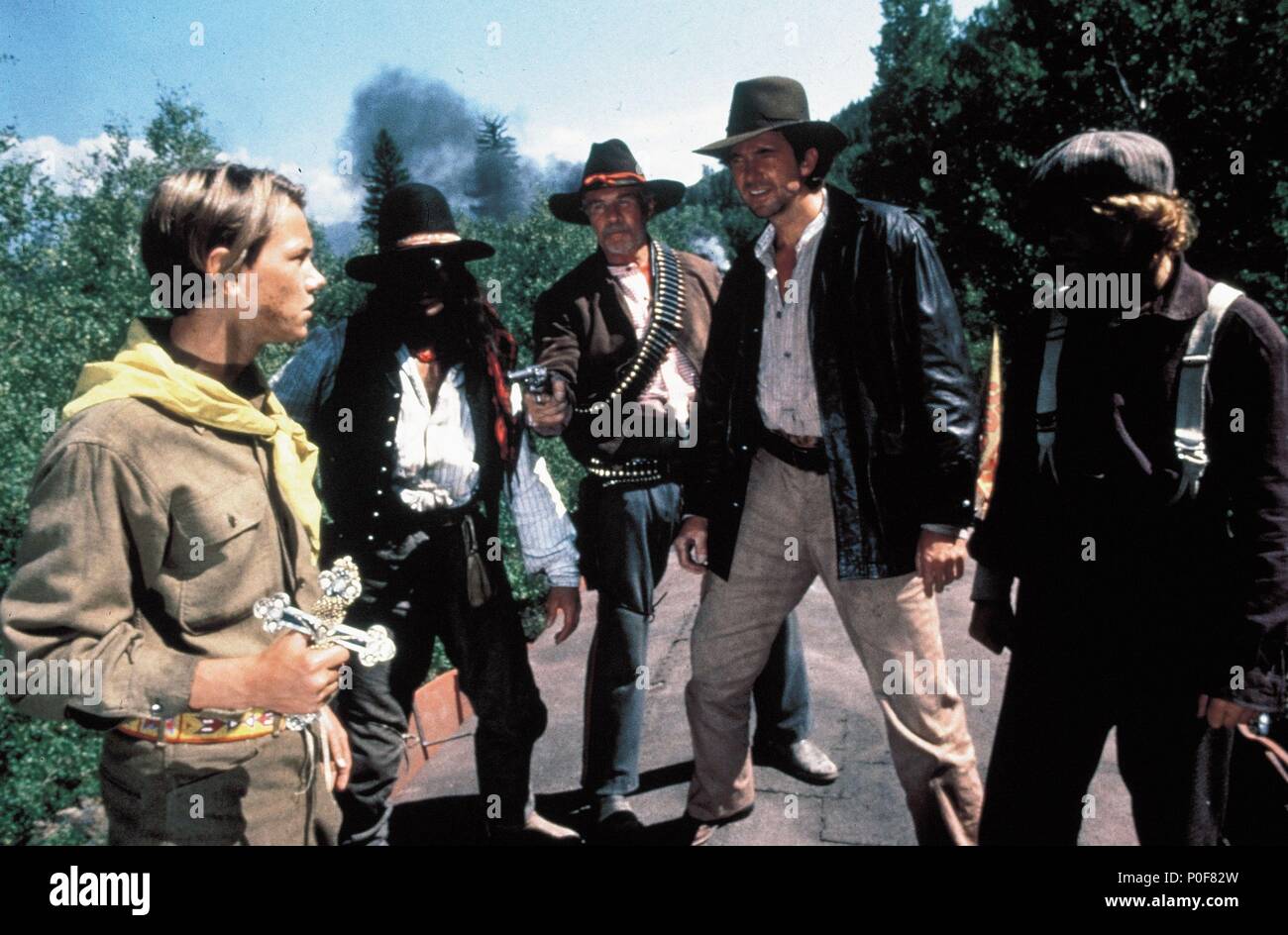 Titre original : INDIANA JONES ET LA DERNIÈRE croisade. Titre en anglais : INDIANA JONES ET LA DERNIÈRE croisade. Film Réalisateur : Steven Spielberg. Année : 1989. Stars : RIVER PHOENIX. Credit : Lucasfilm LTD/PARAMOUNT / Album Banque D'Images