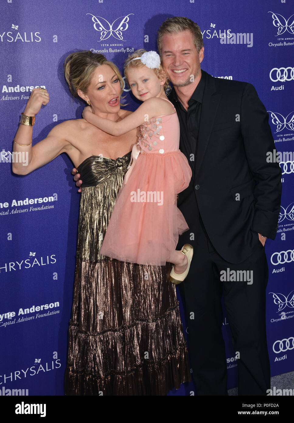 Rebecca Gayheart-Dane, Eric Dane, et sa fille Billie rose à la 13e boule papillon chrysalide à Brentwood Secteur Mandeville Canyon à Los Angeles.Une Gayheart-Dane Rebecca, Eric Dane, et sa fille Billie Beatrice 135 ------------- Red Carpet Event, Vertical, USA, Cinéma, Célébrités, photographie, Bestof, Arts, Culture et divertissement, Célébrités Topix fashion / Vertical, Best of, événement dans la vie d'Hollywood, Californie - Tapis rouge et en backstage, USA, Cinéma, Célébrités, cinéma, télévision, Célébrités célébrités musique, photographie, Arts et culture, Bestof Ent Banque D'Images