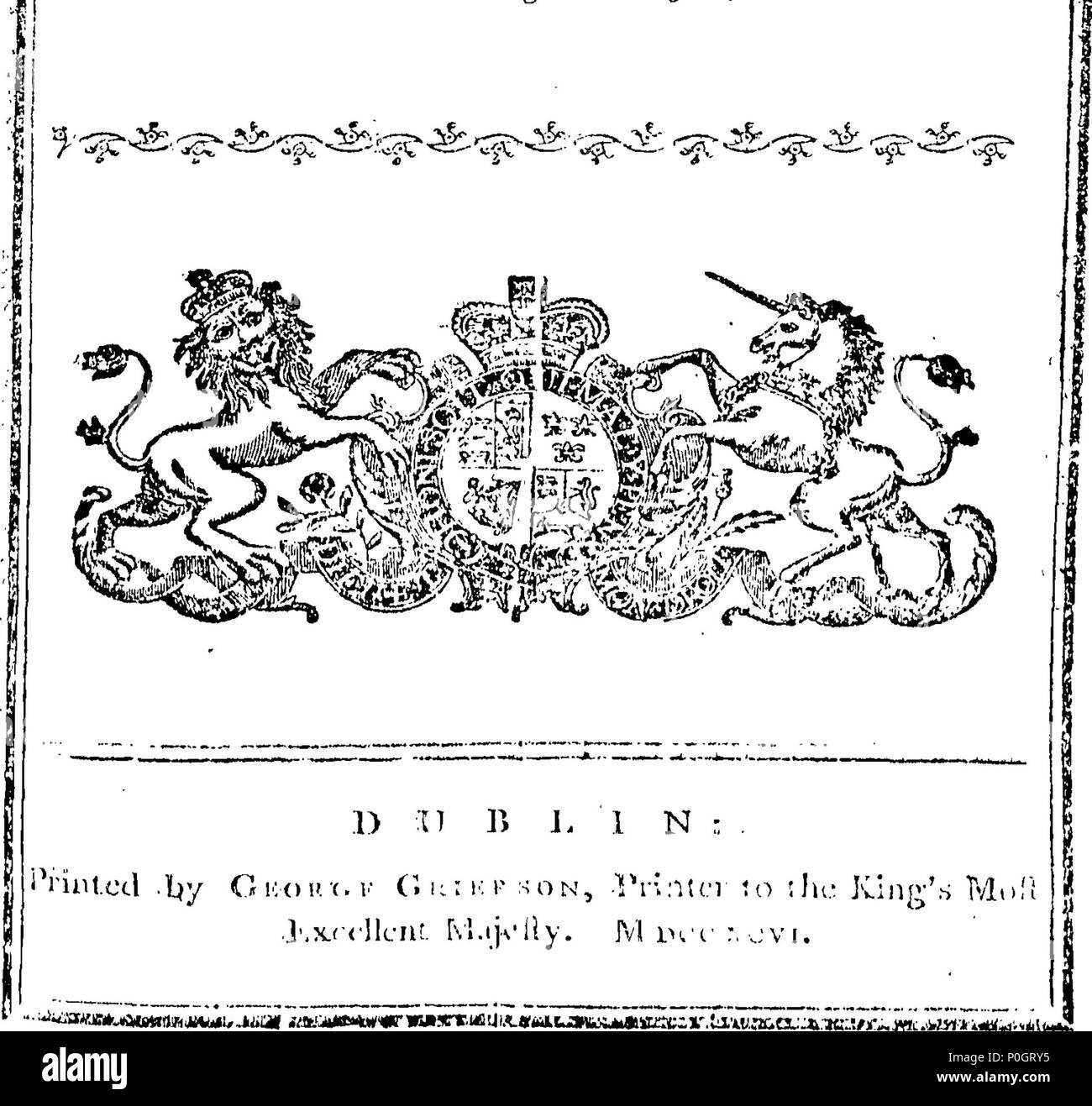 . Anglais : Fleuron du livre : lois et de statuts, faite à une session du Parlement européen à Dublin, commencé le vingt et unième jour de janvier, Anno Domini, 1796, dans la trente-sixième année du règne de notre souverain le plus gracieux seigneur le roi George le troisième : Avant Son Excellence John Jeffreys Pratt, comte de Camden, le Lord Lieutenant Général et gouverneur général de l'Irlande. En cours de la septième session de la cinquième législature, sous le règne de Sa Majesté. Lois et statuts 260 Fleuron T127039-38 Banque D'Images