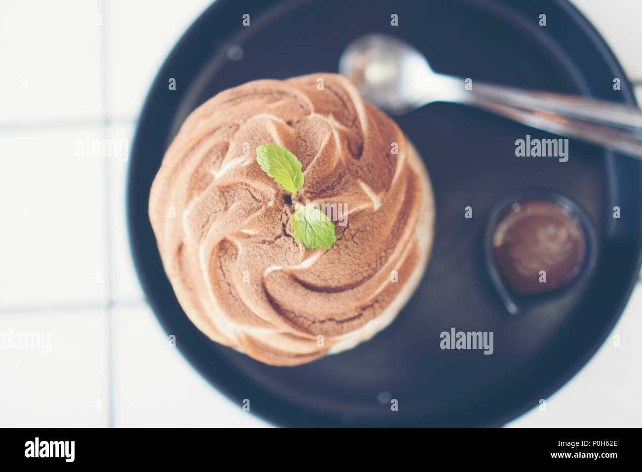 Gâteau au chocolat-crème Banque D'Images