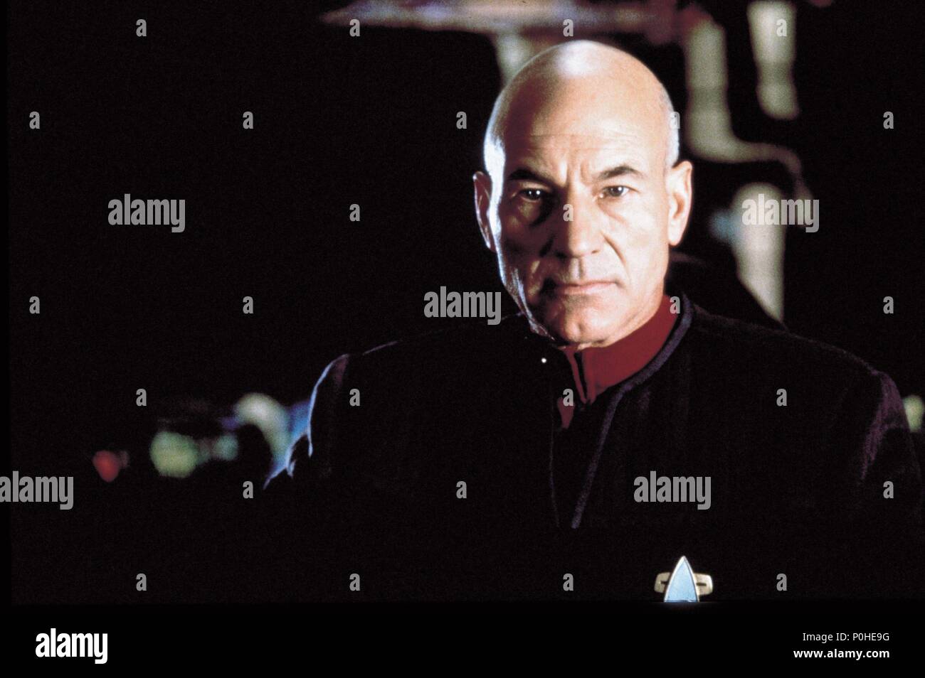 Titre original : STAR TREK : FIRST CONTACT. Titre en anglais : STAR TREK : FIRST CONTACT. Directeur de film : Jonathan Frakes. Année : 1996. Stars : PATRICK STEWART. Credit : PARAMOUNT PICTURES / Album Banque D'Images