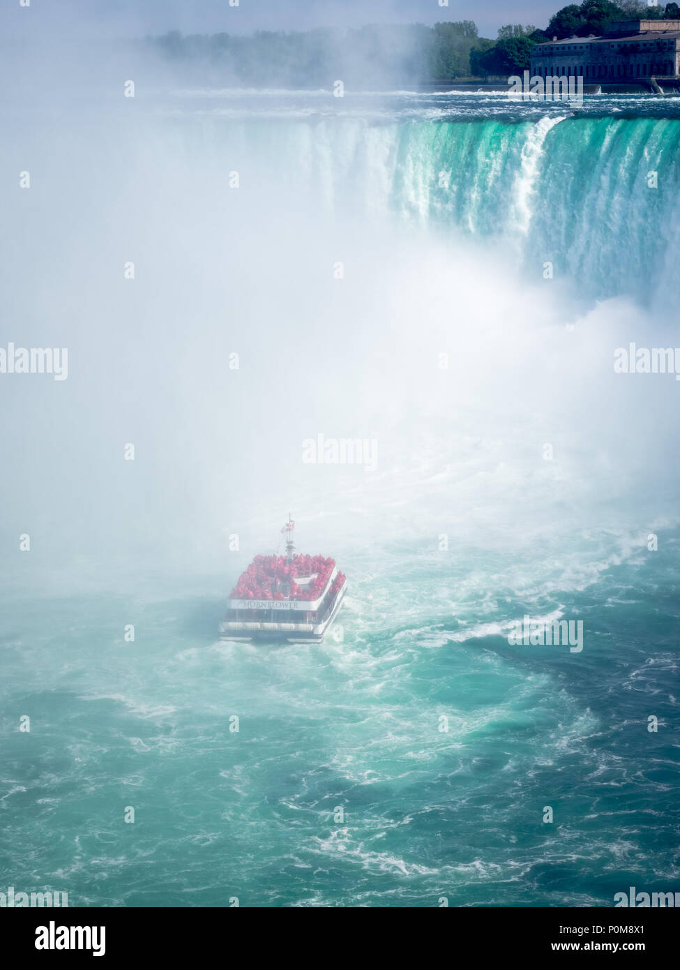Tour Hornblower bateau sur la rivière Niagara à Niagara Falls, Ontario, Canada Banque D'Images