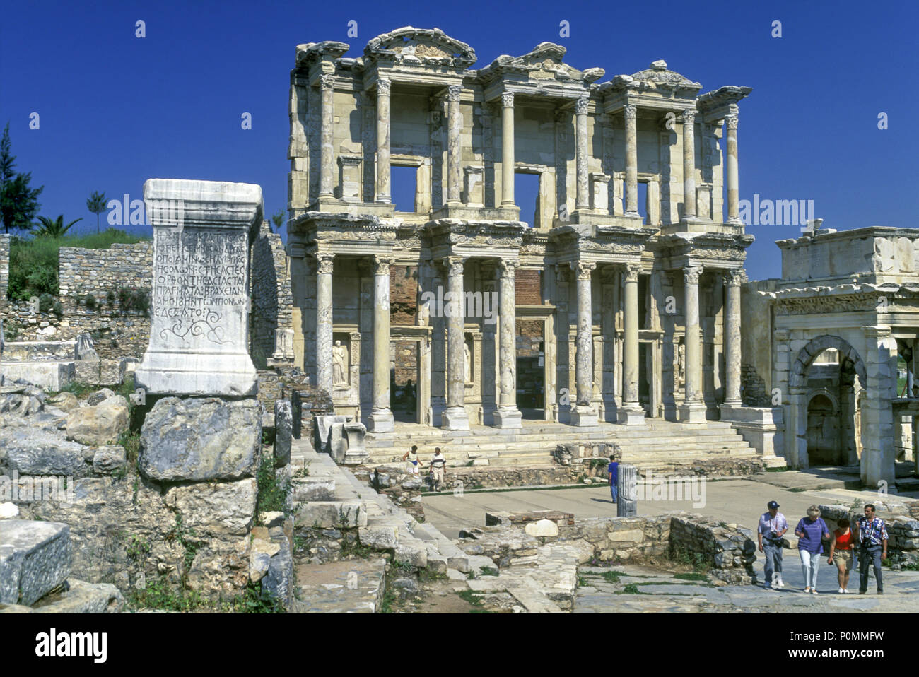 1996 BIBLIOTHÈQUE Historique des vestiges romains CELSUS EPHESUS IZMIR TURQUIE Banque D'Images