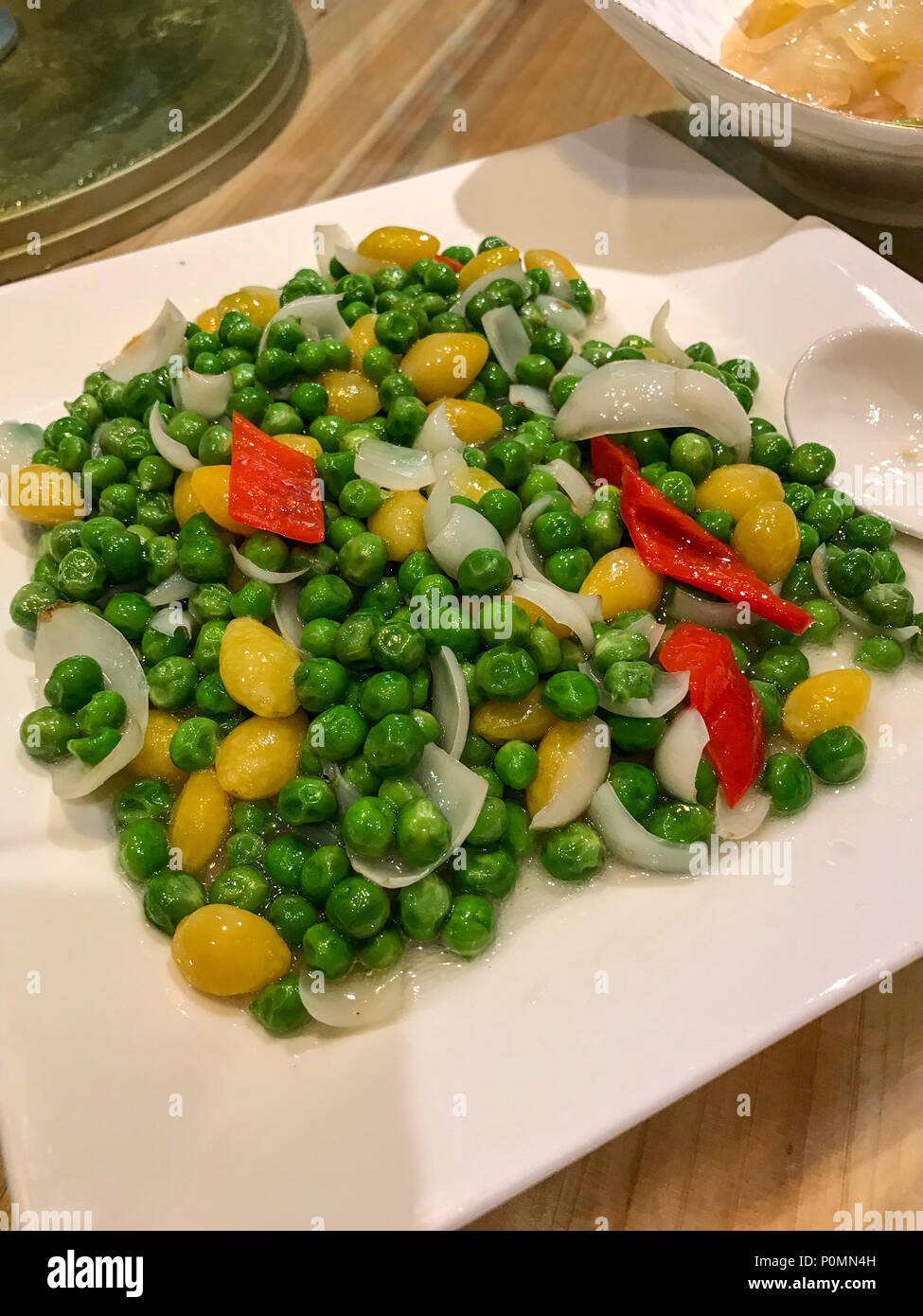 Yangzhou, Jiangsu, Chine. Pois, Ginko les noix, les poivrons. Banque D'Images