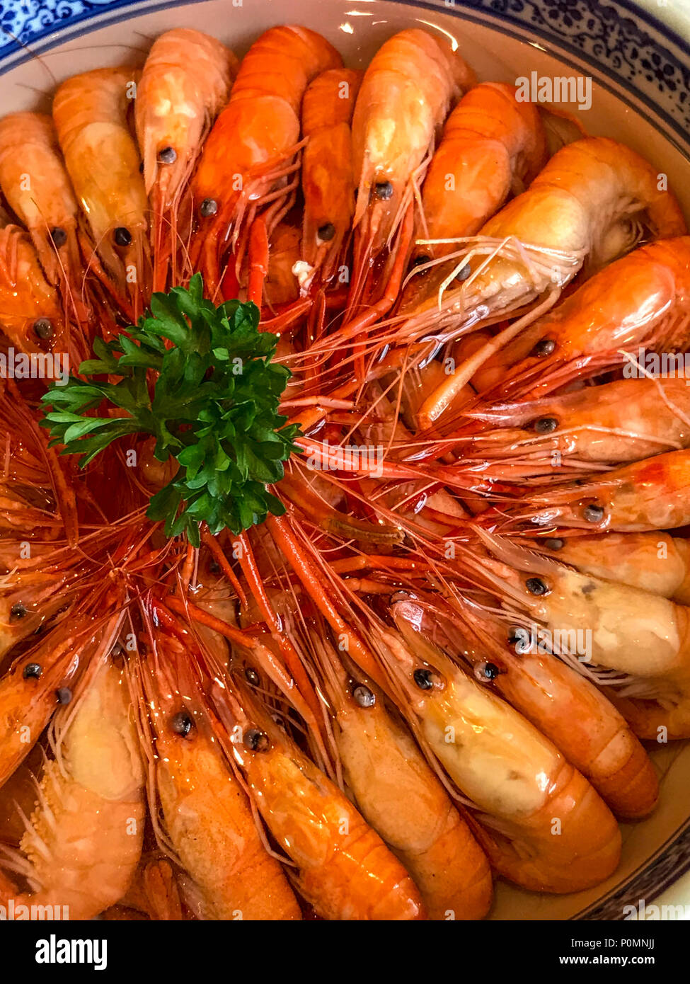Yangzhou, Jiangsu, Chine. Rivière d'eau douce et de crevettes. Banque D'Images