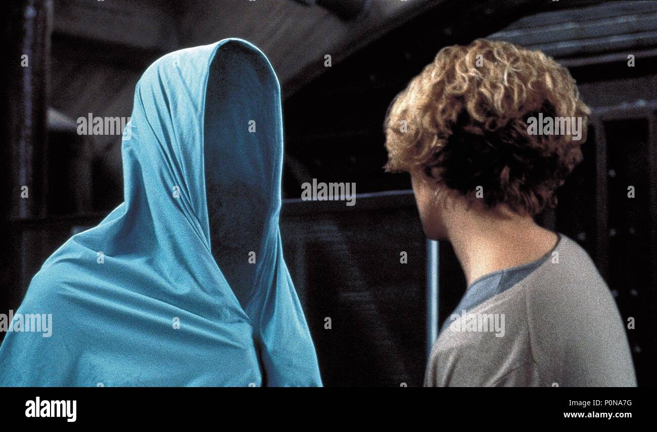 Film Original Titre : HOLLOW MAN. Titre en anglais : HOLLOW MAN. Directeur du film : Paul Verhoeven. Année : 2000. Stars : Elisabeth Shue. Credit : Columbia Pictures / VAUGHAN, Stephen / Album Banque D'Images