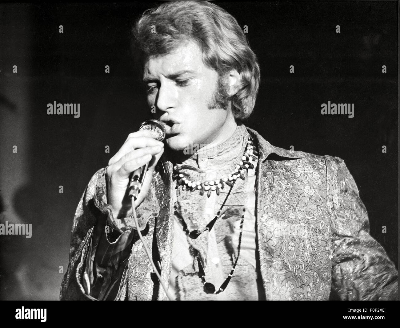 Titre original : A TOUT CASER. Titre en anglais : défaire. Film Réalisateur : John Berry. Année : 1968. Stars : JEAN-PHILIPPE SMET HALLYDAY. Credit : Finistère FILMS/FCMII/UNITED PHOTOS / Album Banque D'Images