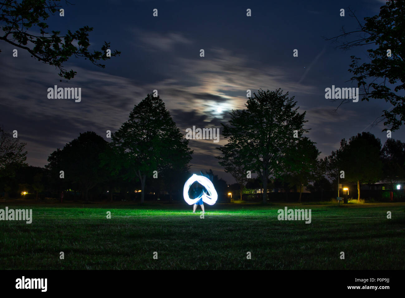 Lune ombre légère avec une lampe Banque D'Images