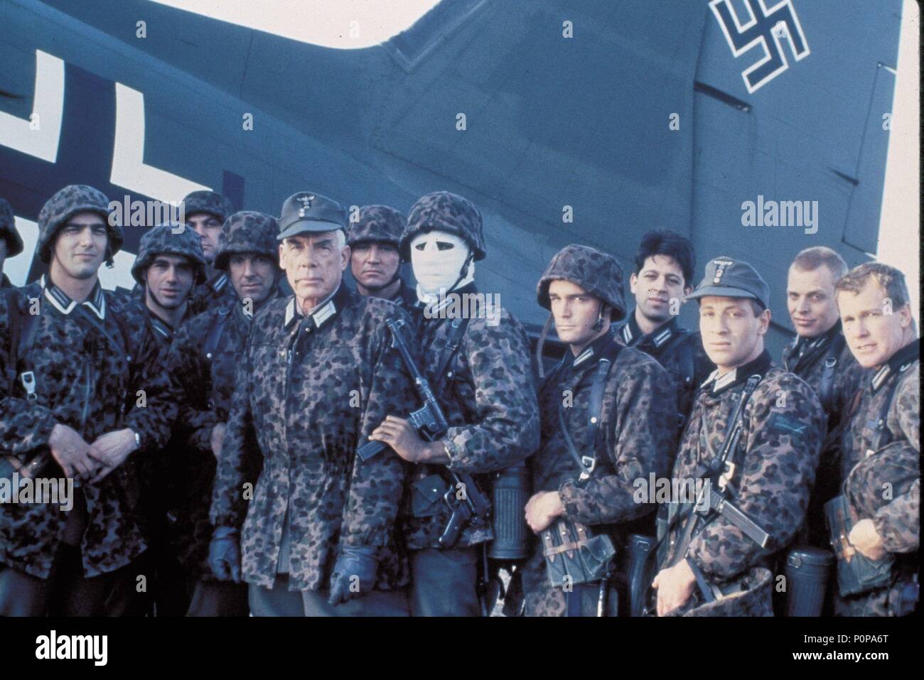 Titre original : dirty dozen : La prochaine mission. Titre en anglais : dirty dozen : La prochaine mission. Directeur de film : Andrew C. MCLAGLEN. Année : 1985. Stars : LEE MARVIN. Banque D'Images