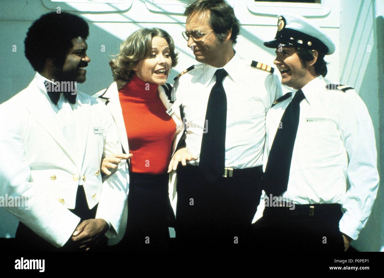 Titre original : LOVE BOAT. Titre en anglais : LOVE BOAT. Année : 1977. Stars : BERNIE KOPELL ; TED LANGE ; LAUREN TEWES ; FRED GRANDY. Crédit : Aaron Spelling Prod./DOUGLAS S. CRAMER CO. / Album Banque D'Images