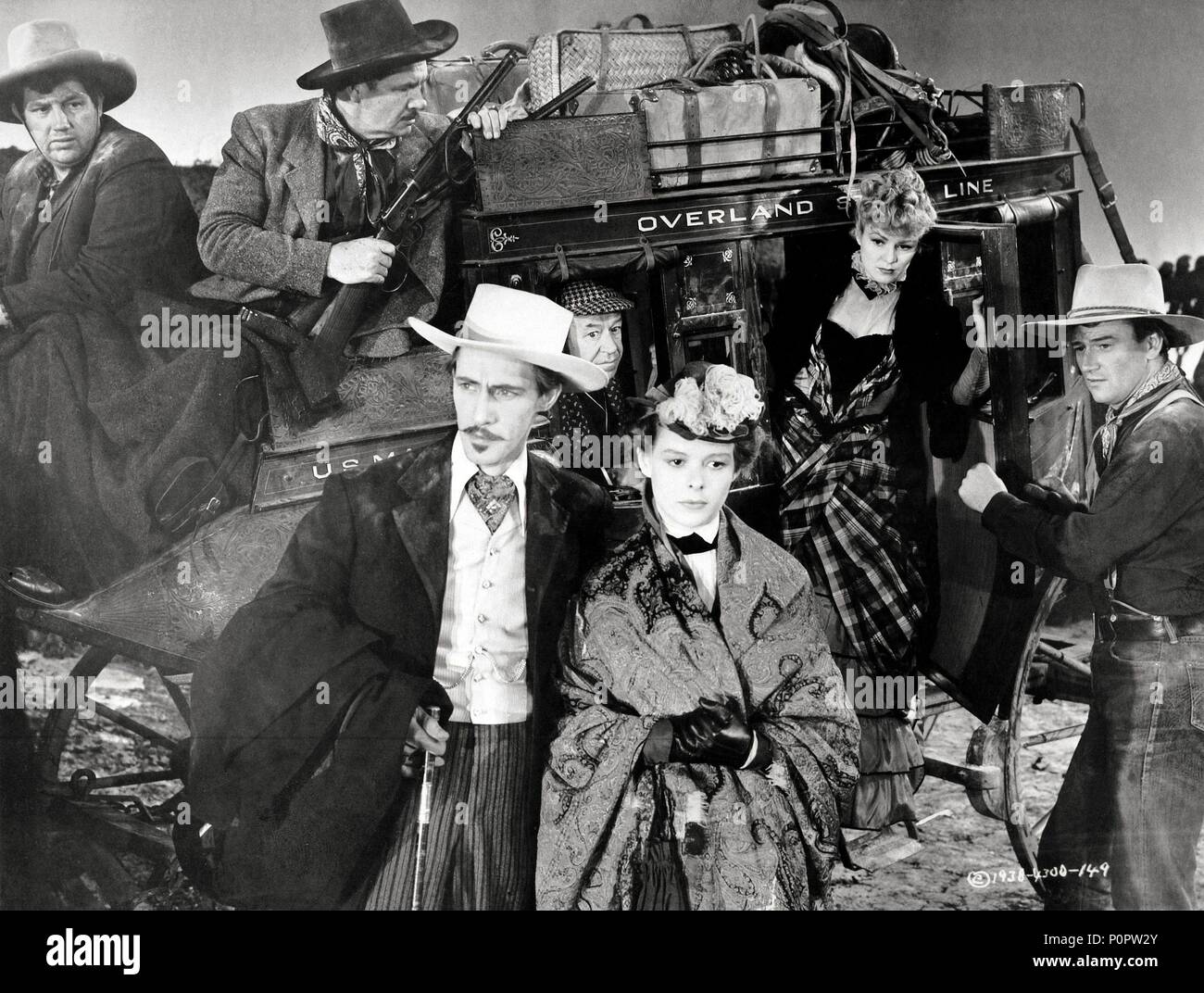 Titre original : STAGECOACH. Titre en anglais : STAGECOACH. Film Réalisateur : JOHN FORD. Année : 1939. Stars : JOHN WAYNE, ANDY DEVINE, John Carradine, GEORGE BANCROFT ; LOUISE PLATT. Credit : United Artists / Album Banque D'Images