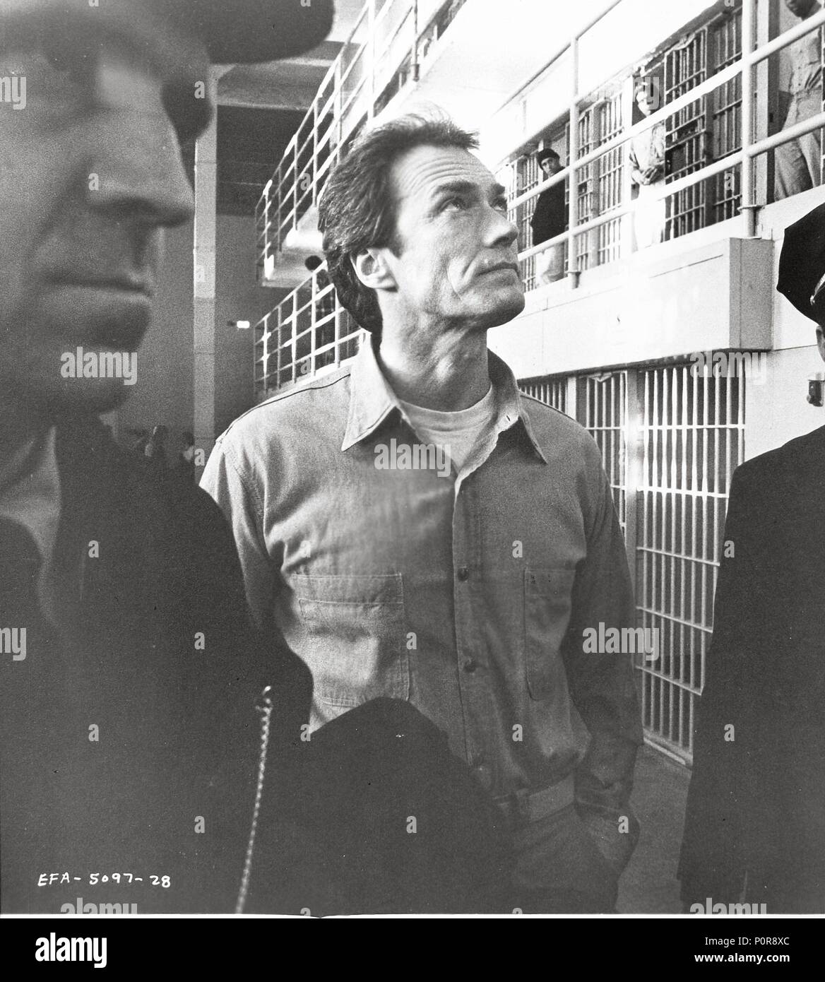 Titre original : Escape from Alcatraz. Titre en anglais : s'échapper d'Alcatraz. Film Réalisateur : Don Siegel. Année : 1979. Stars : CLINT EASTWOOD. Credit : PARAMOUNT PICTURES / Album Banque D'Images