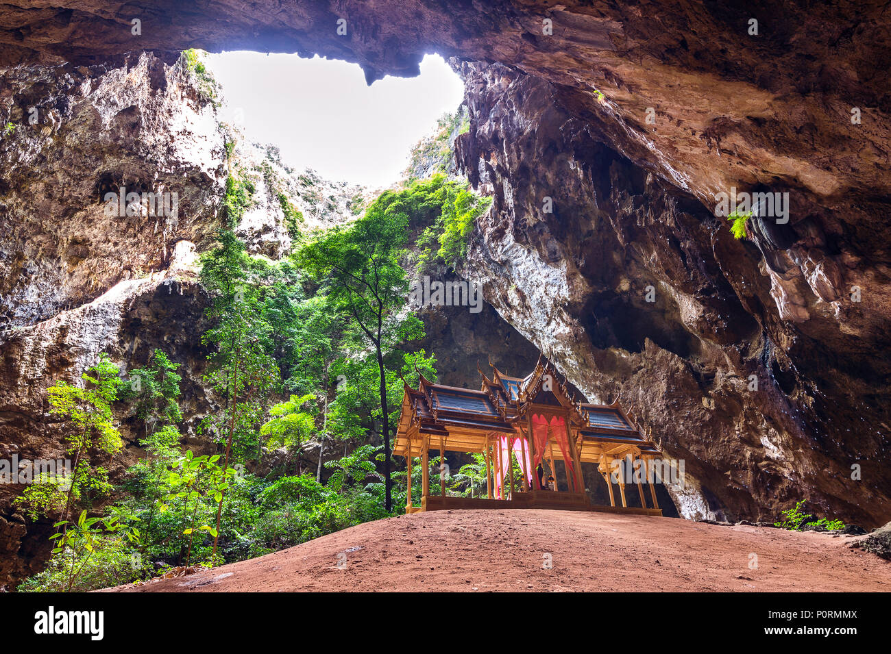 Phrayanakorn caverne dans la province de Prachuap Khiri Khan, Thaïlande. Banque D'Images