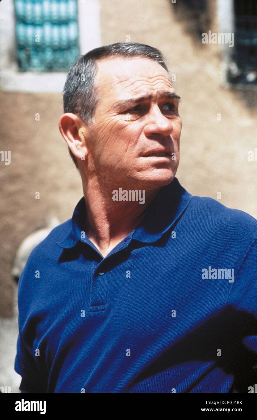 Titre original : RÈGLES D'ENGAGEMENT. Titre en anglais : RÈGLES D'ENGAGEMENT. Film Réalisateur : William FRIEDKIN. Année : 2000. Stars : Tommy Lee Jones. Credit : Sept Photos Arts/PARAMOUNT PICTURES / EMERSON, SAM / Album Banque D'Images