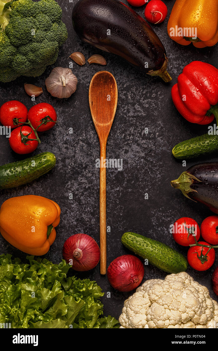 Ensemble de légumes pour la cuisson, le concept de la saine alimentation, vue du dessus, copiez l'espace. Banque D'Images