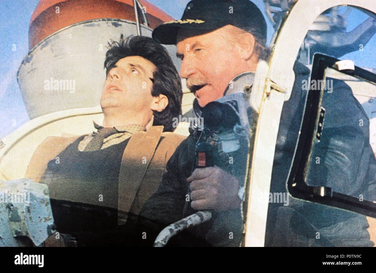 Titre original : ET LA JUSTICE POUR TOUS. Titre en anglais : ET LA JUSTICE POUR TOUS. Film Réalisateur : Norman JEWISON. Année : 1979. Stars : Al Pacino, Jack Warden. Credit : Columbia Pictures / Album Banque D'Images