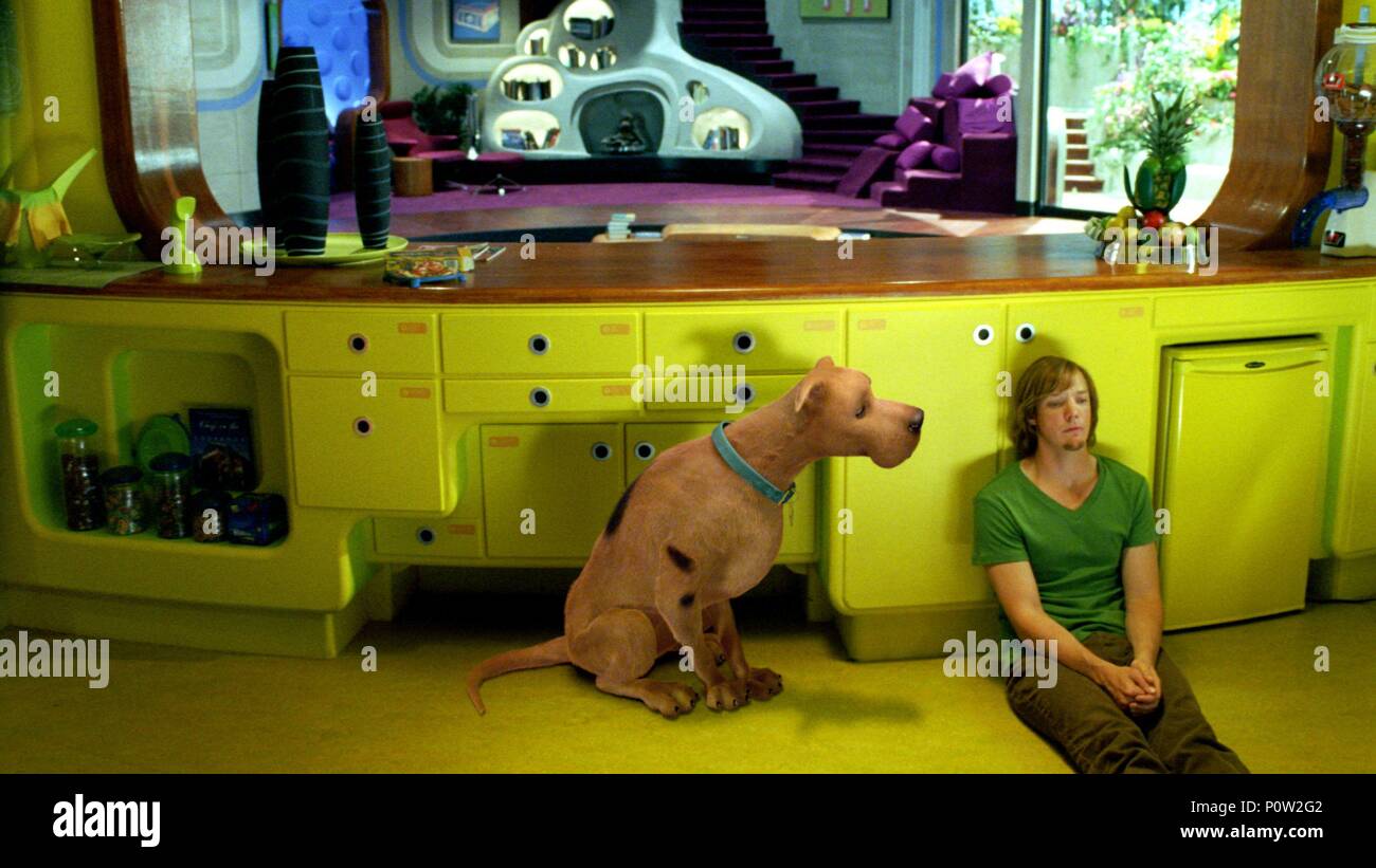 Film Original Titre : SCOOBY-DOO 2 : MONSTERS UNLEASHED. Titre en anglais : SCOOBY-DOO 2 : MONSTERS UNLEASHED. Directeur : RAJA GOSNELL Film. Année : 2004. Stars : Matthew Lillard. Credit : WARNER BROS. Album de photos / Banque D'Images