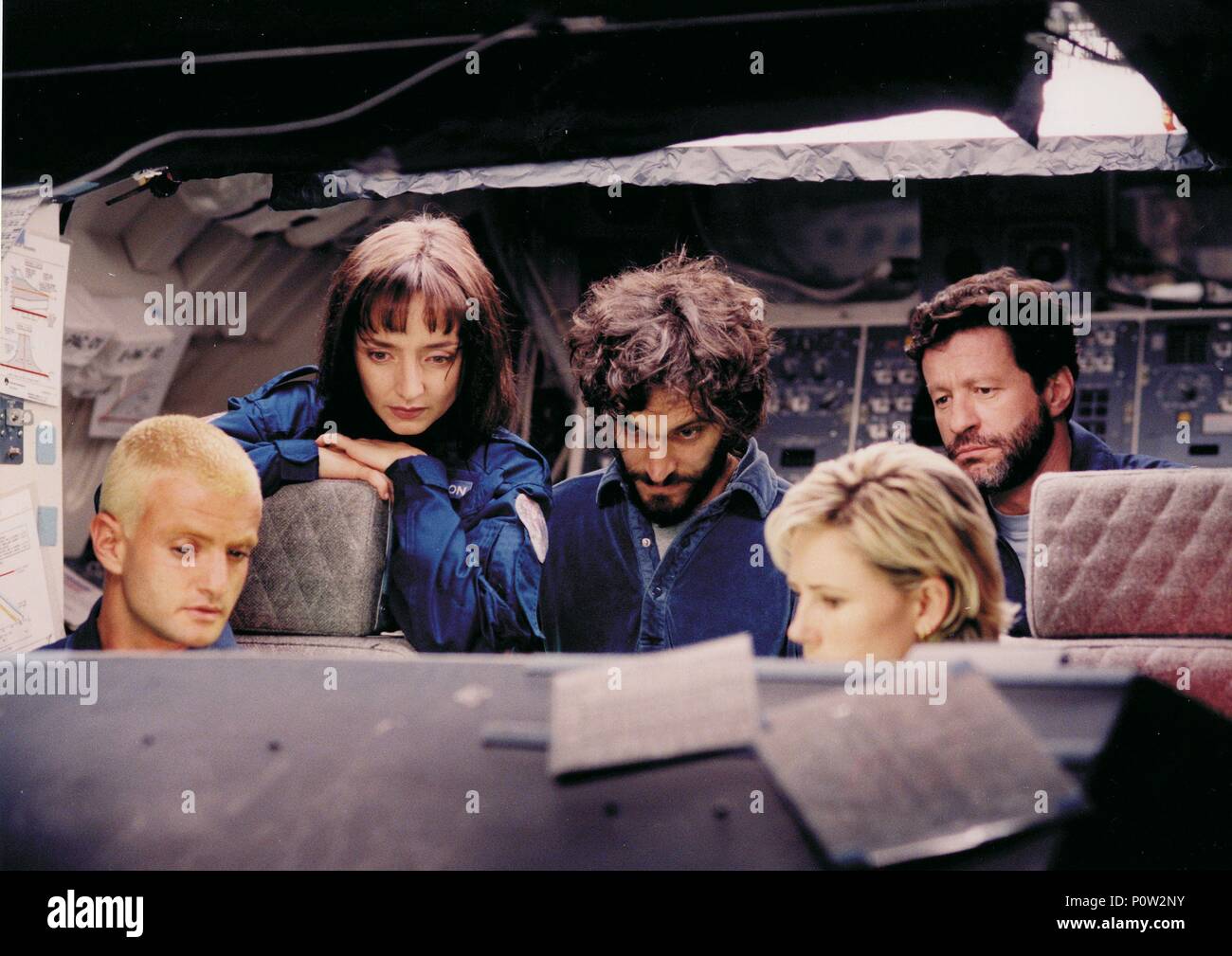 Titre original : coincés. Titre en anglais : coincés. Directeur de film : MARIA LIDON. Année : 2002. Stars : MARIA DE MEDEIROS, JOAQUIM DE ALMEIDA, Vincent Gallo ; MARIA LIDON ; DANEL ASER. Credit : NIGGEMAN INDIEFILMS/GUERRILLA FILMS / Album Banque D'Images