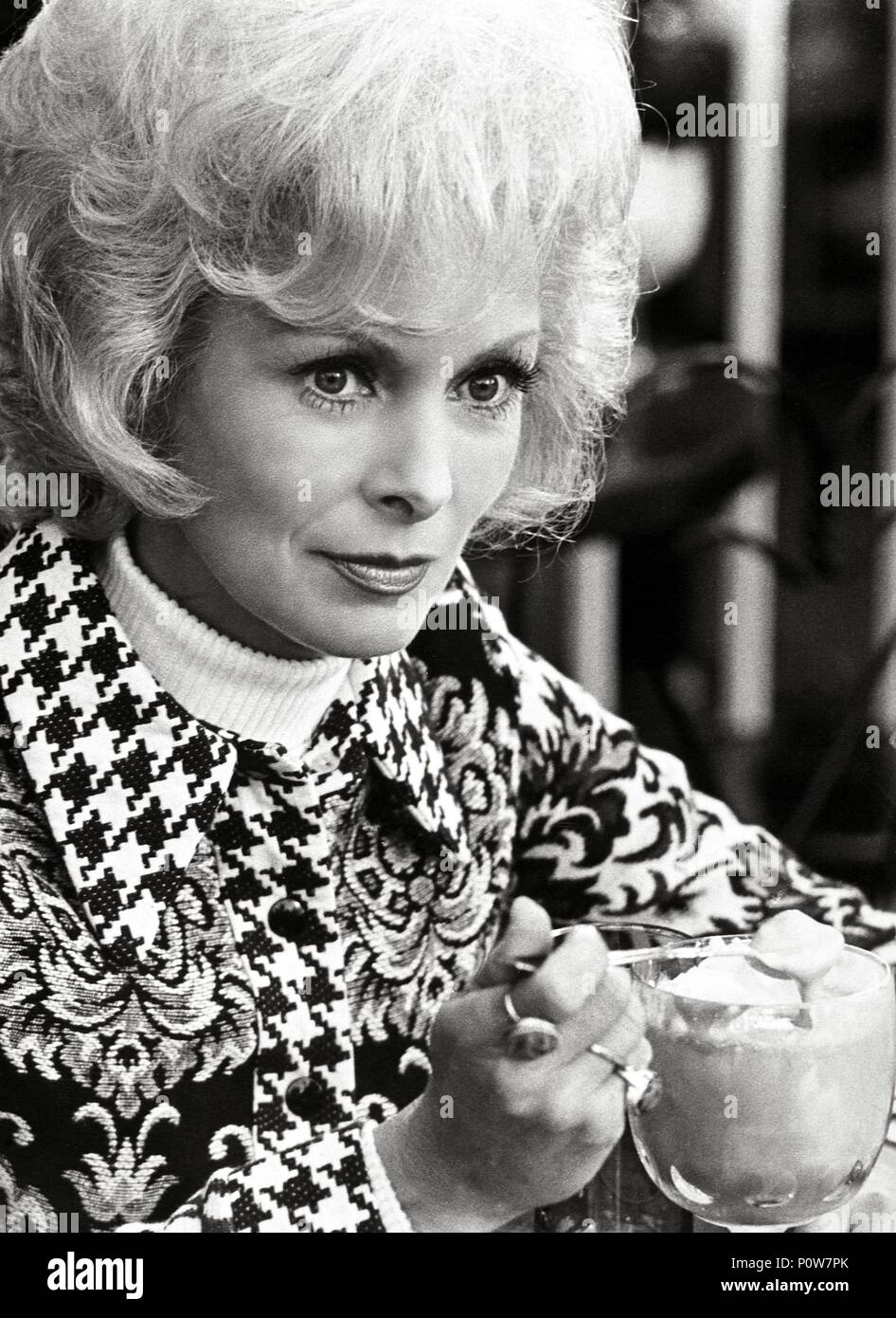 Titre original : L'UN EST UN NOMBRE. Titre en anglais : L'UN EST UN NOMBRE. Directeur de film : Mel STUART. Année : 1972. Stars : JANET LEIGH. Credit : M.G.M / Album Banque D'Images