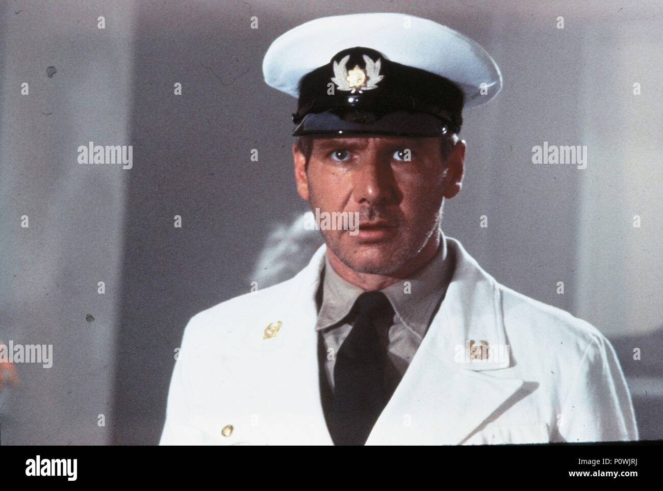 Titre original : INDIANA JONES ET LA DERNIÈRE croisade. Titre en anglais : INDIANA JONES ET LA DERNIÈRE croisade. Film Réalisateur : Steven Spielberg. Année : 1989. Stars : HARRISON FORD. Credit : Lucasfilm LTD/PARAMOUNT / Album Banque D'Images