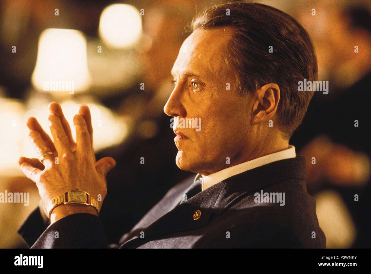 Titre original : CATCH ME IF YOU CAN. Titre en anglais : ARRÊTE-MOI SI TU PEUX. Film Réalisateur : Steven Spielberg. Année : 2002. Stars : Christopher Walken. Credit : DREAMWORKS / Album Banque D'Images